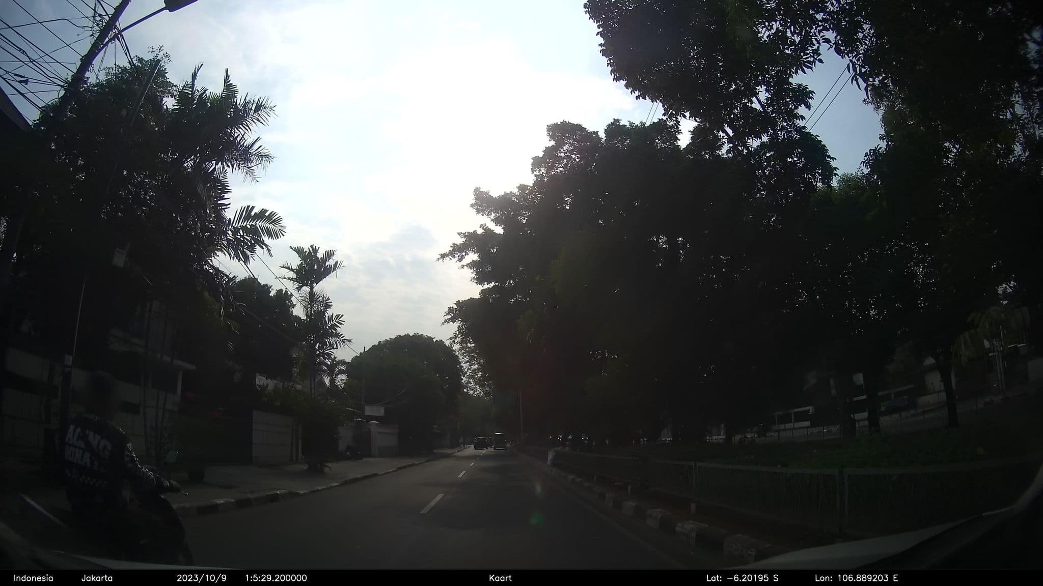 Street view near M radio, Jakarta — © kaart_2 (CC BY-SA · Mapillary)