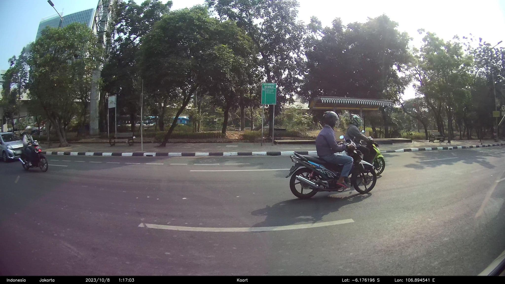 Street view near HARRIS Hotels, Utan — © kaart_2 (CC BY-SA · Mapillary)