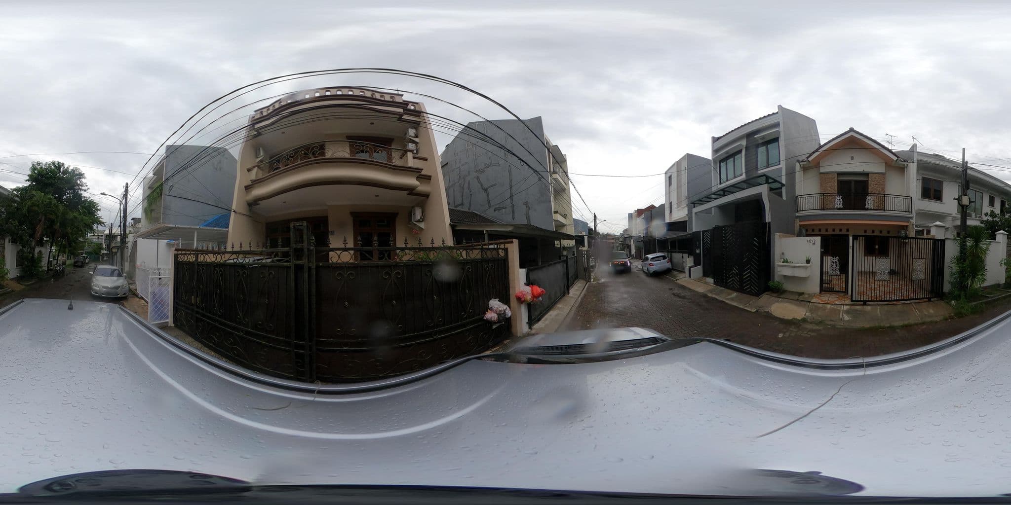 Street view near Hotel Sunlake | Room 543, Utan — © Kaart---360 (CC BY-SA · Mapillary)