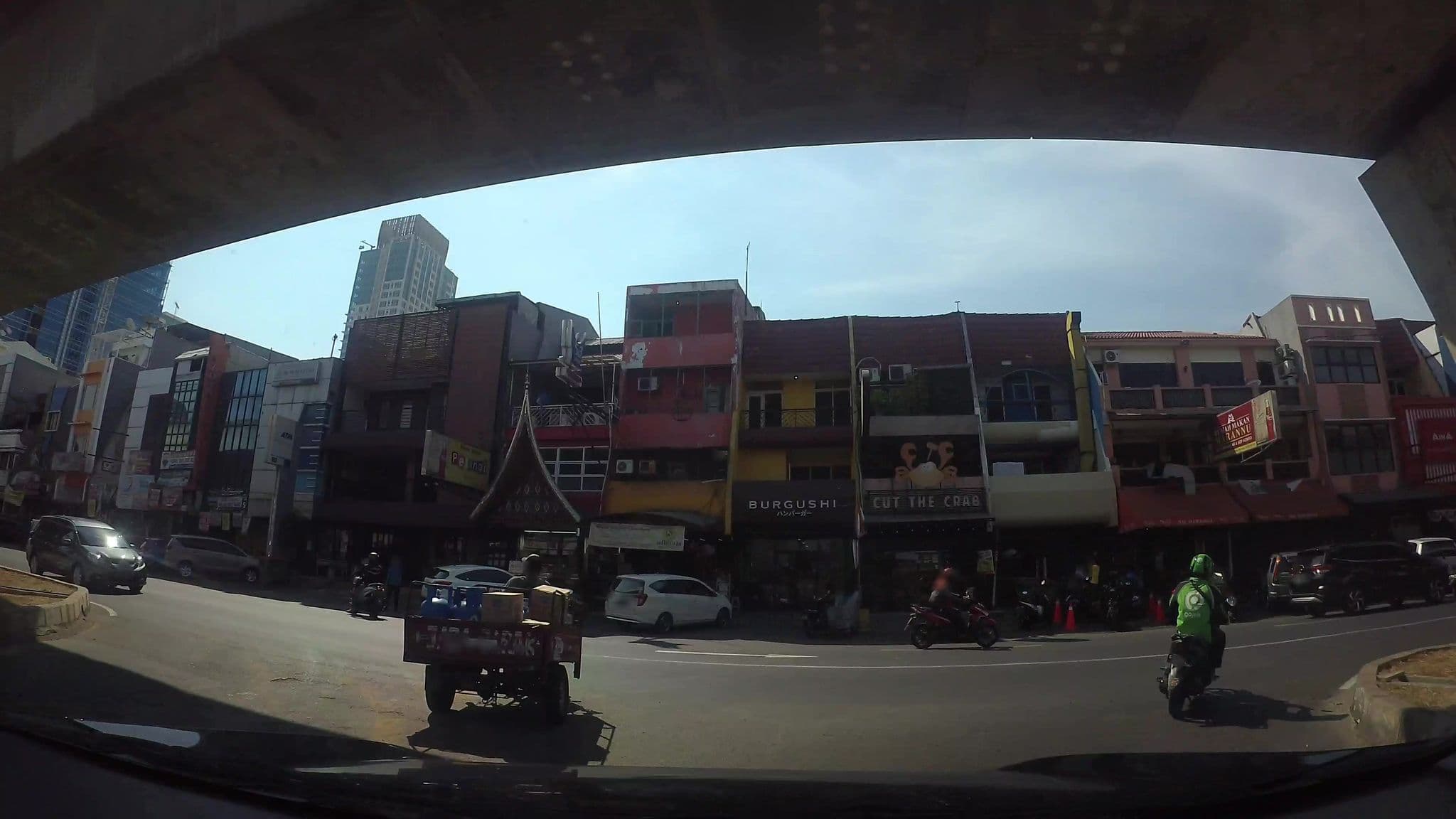 Street view near Patuha Resort, Utan — © kaart_3 (CC BY-SA · Mapillary)