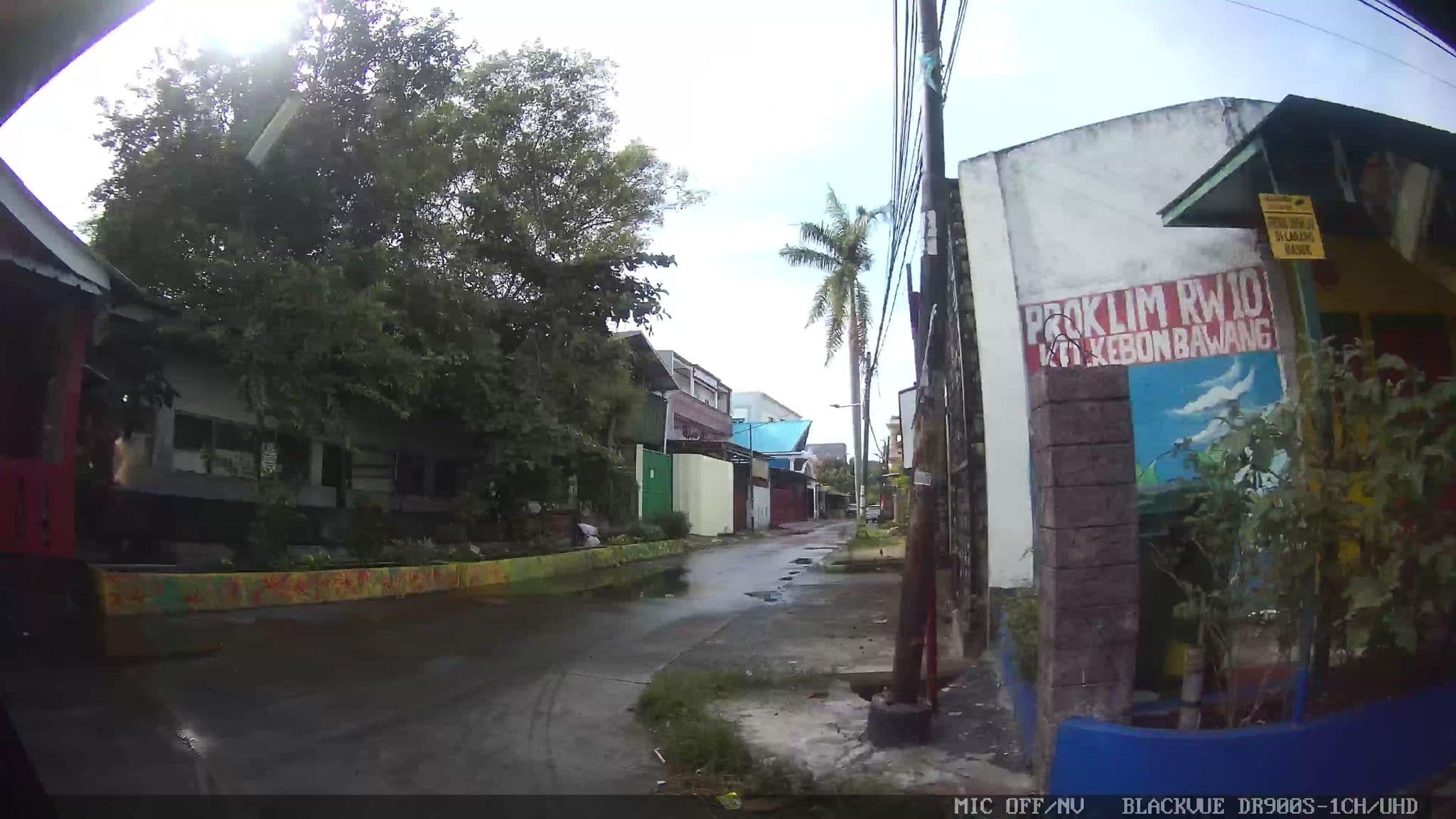 Street view near Turi Guest Hotel, Utan — © Kaart---RIGHT (CC BY-SA · Mapillary)