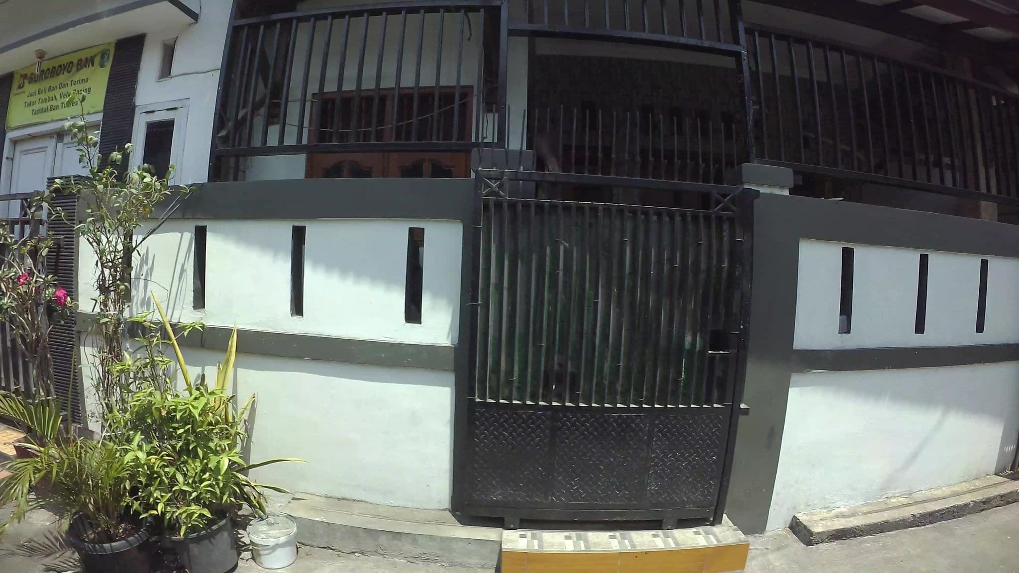 Street view near DF bed, Utan — © kaart_3 (CC BY-SA · Mapillary)