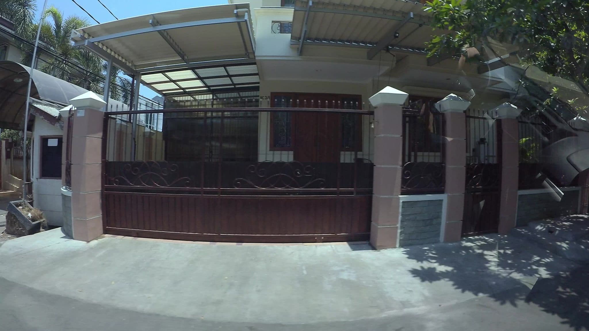 Street view near Asrama Putri, Utan — © kaart_3 (CC BY-SA · Mapillary)