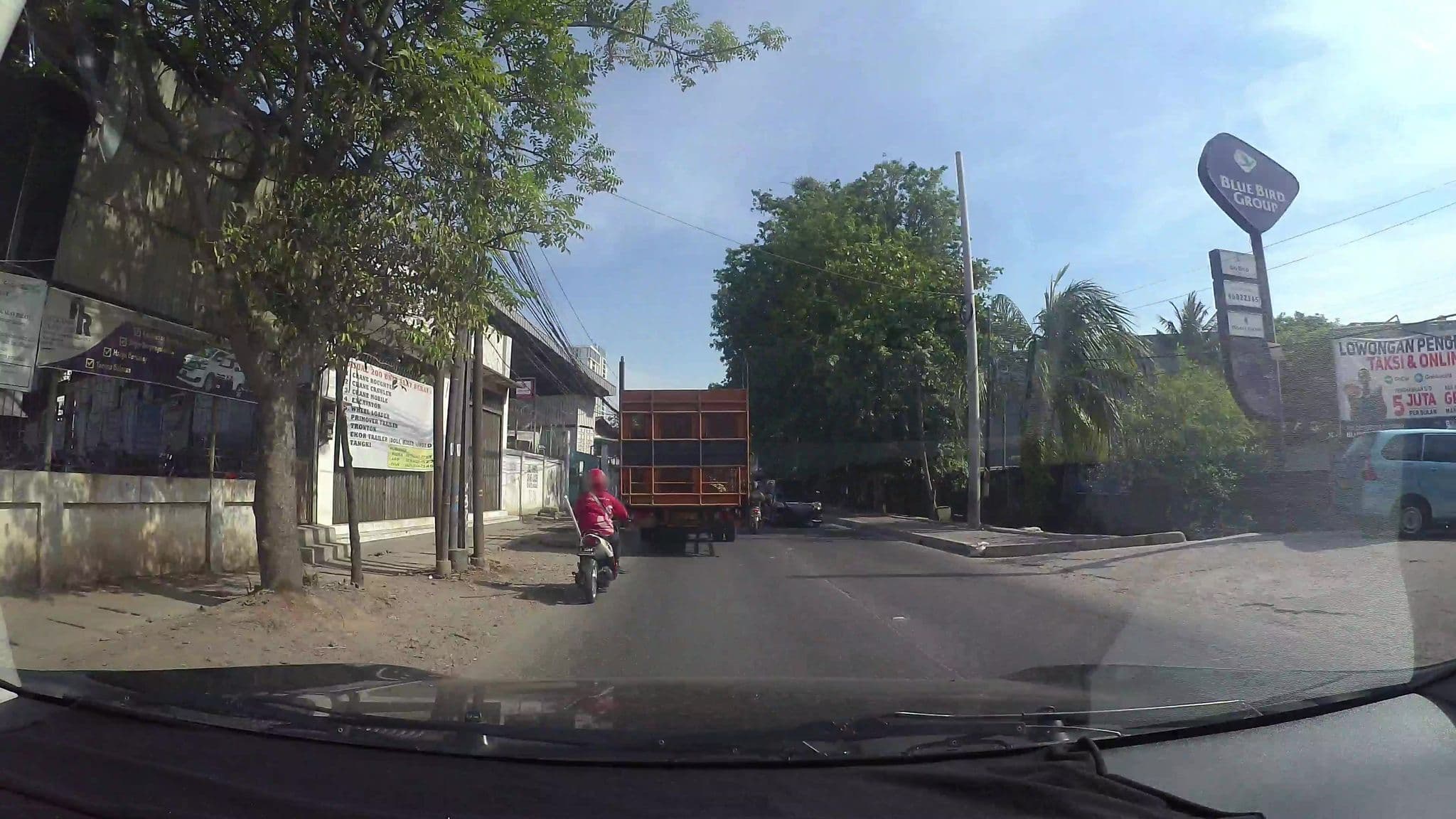 Street view near Georgetown city hotel, Utan — © kaart_3 (CC BY-SA · Mapillary)