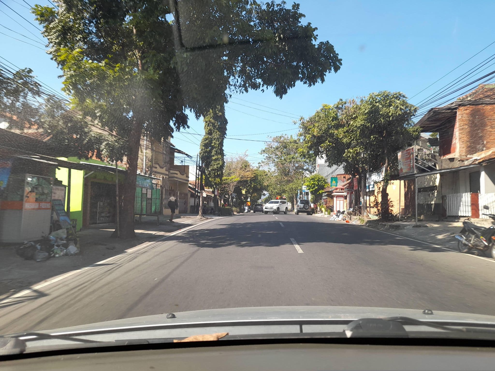 Street view near Hotel Alamanda, Garut — © Kaart_Local (CC BY-SA · Mapillary)
