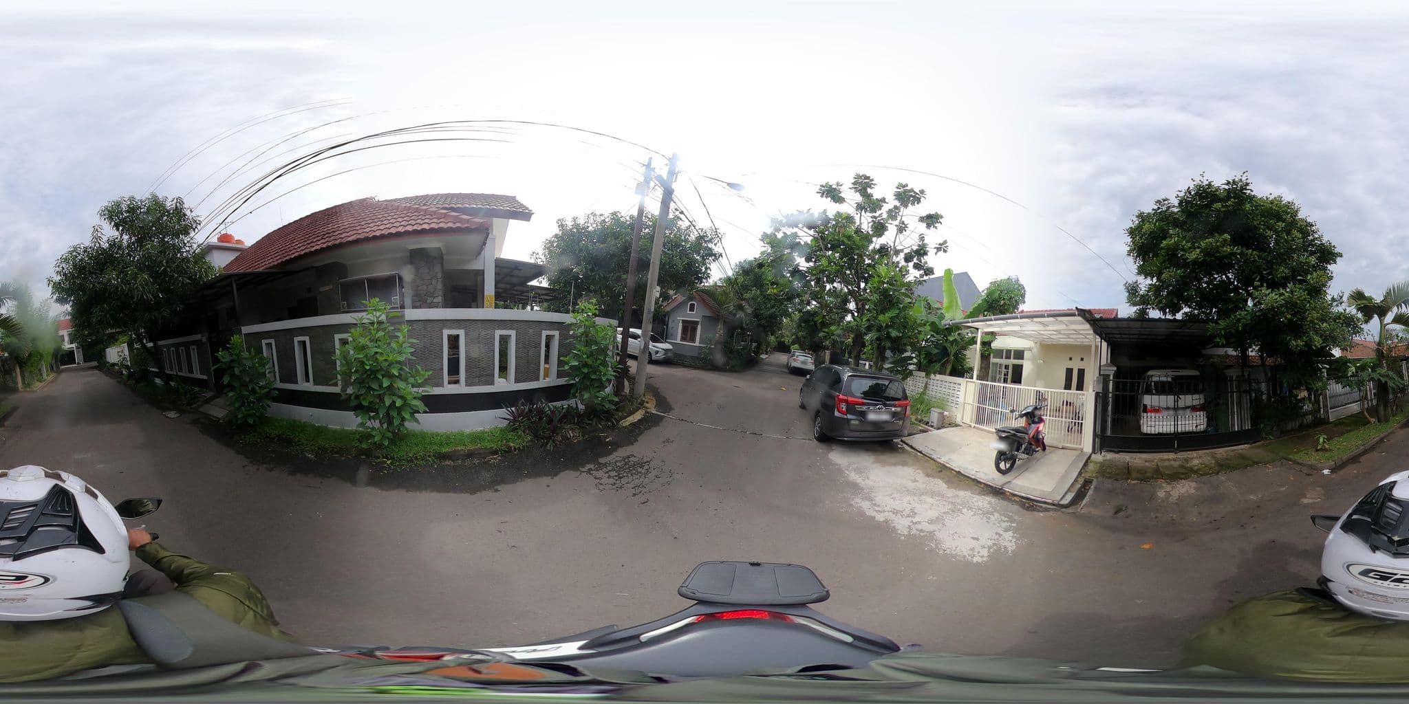 Street view near Grage Hotel & Spa Sangkan Hurip Kuningan, Margahayukencana — © Kaart_Local (CC BY-SA · Mapillary)