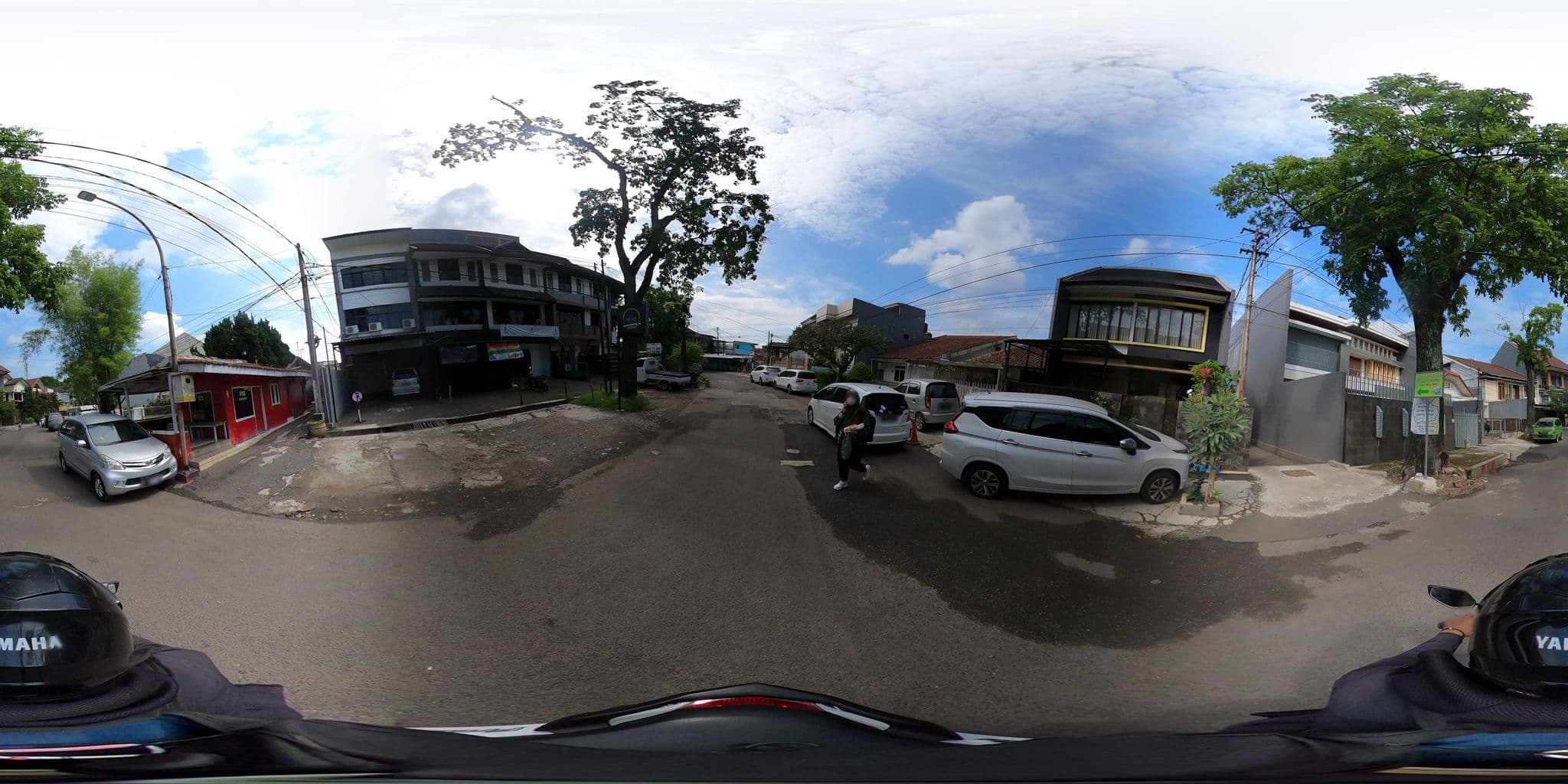 Street view near The Vue Palace, Bandung — © Kaart_Local (CC BY-SA · Mapillary)