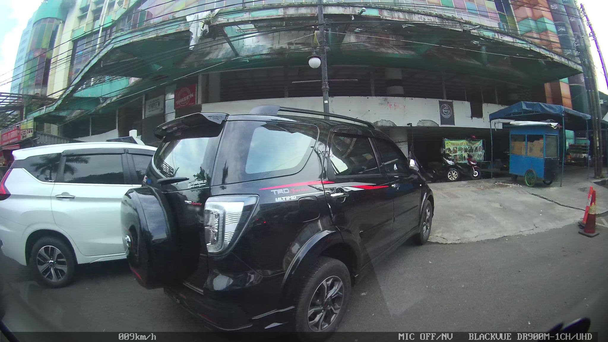 Street view near Paradise Hotel & Lunar Spa, Bandung — © kaart_2 (CC BY-SA · Mapillary)