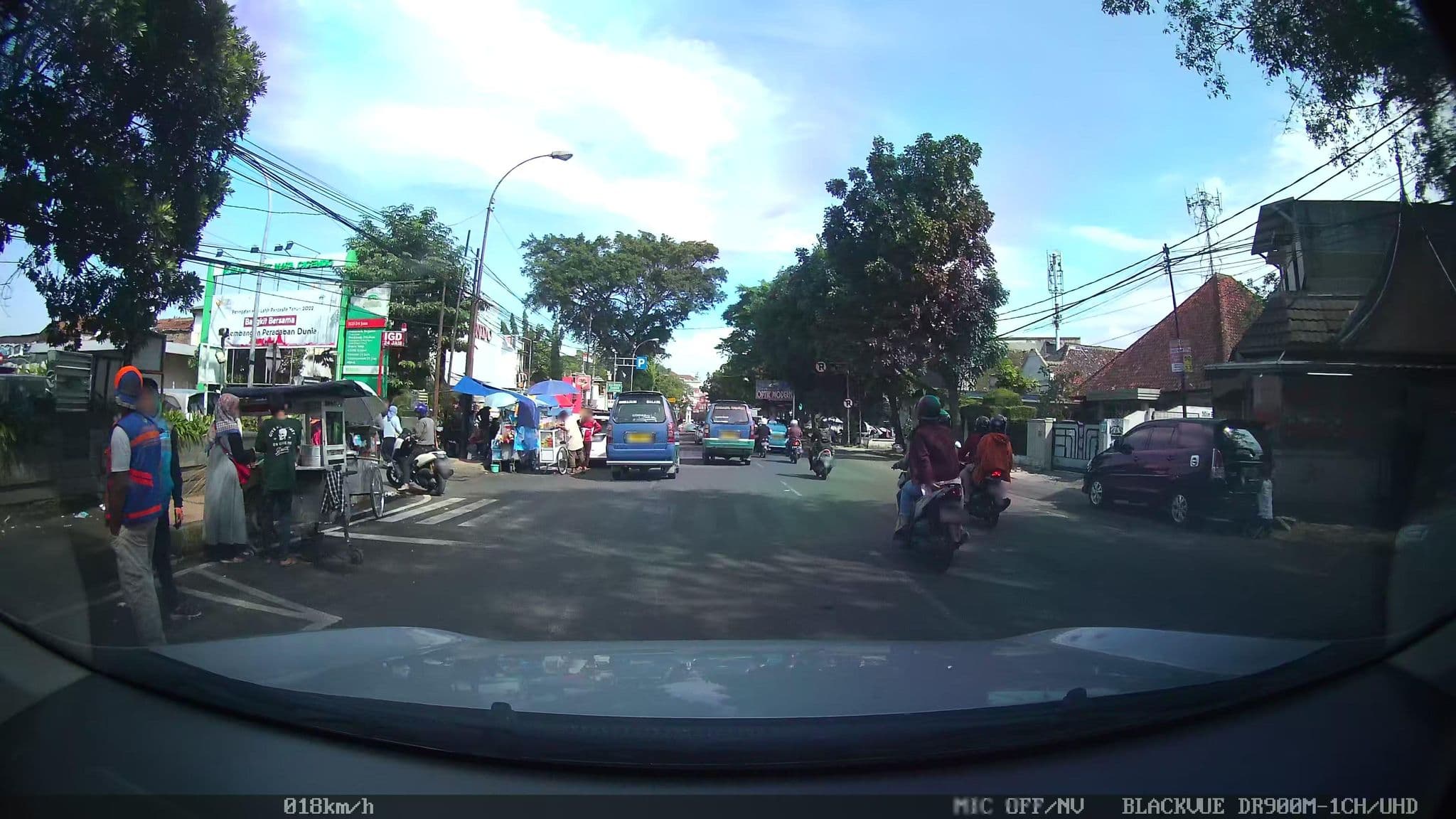 Street view near Kamar dokter jaga rsmc, Bandung — © kaart_2 (CC BY-SA · Mapillary)
