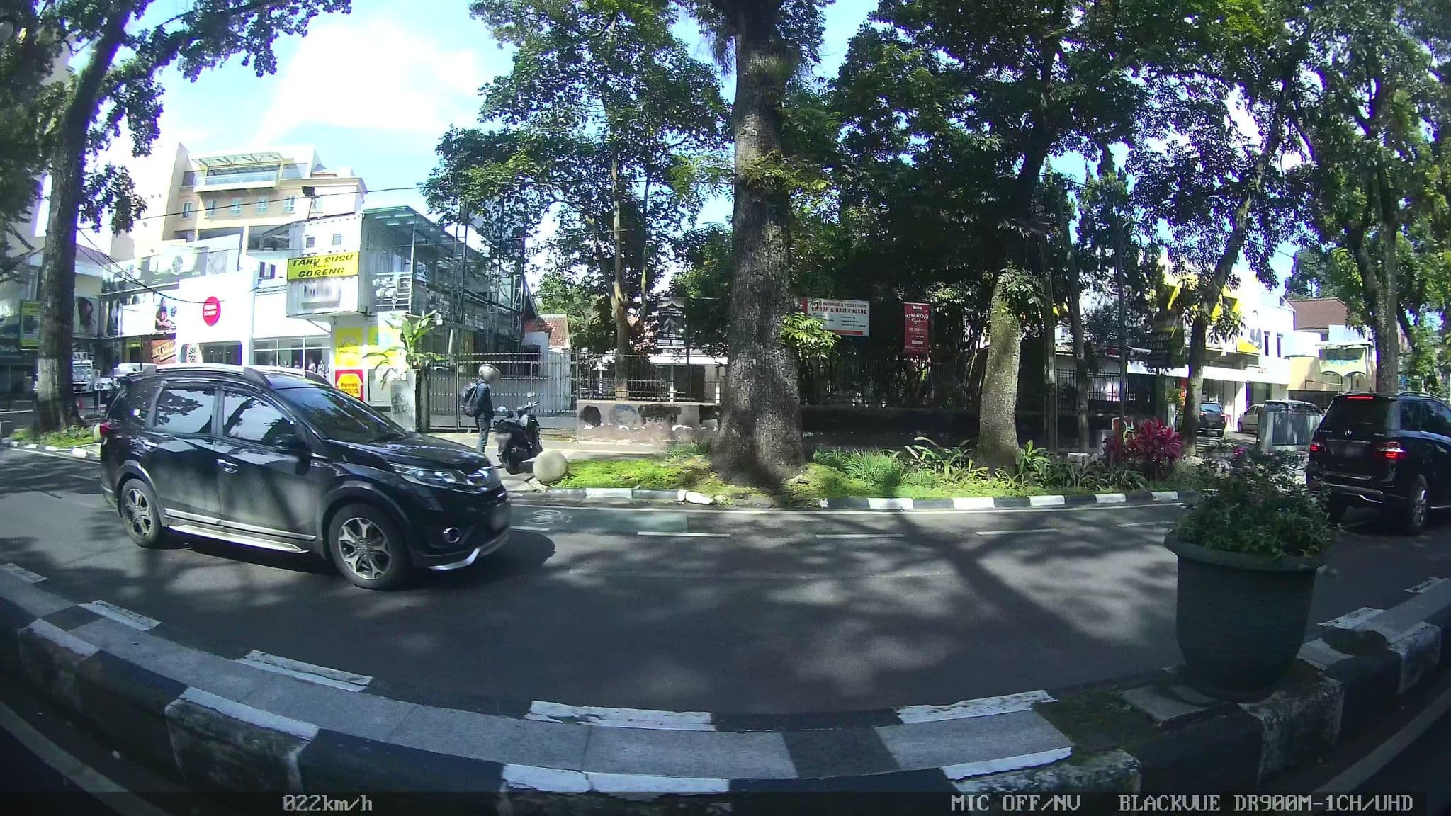 Street view near Sejahtera Wisma, Bandung — © kaart_2 (CC BY-SA · Mapillary)