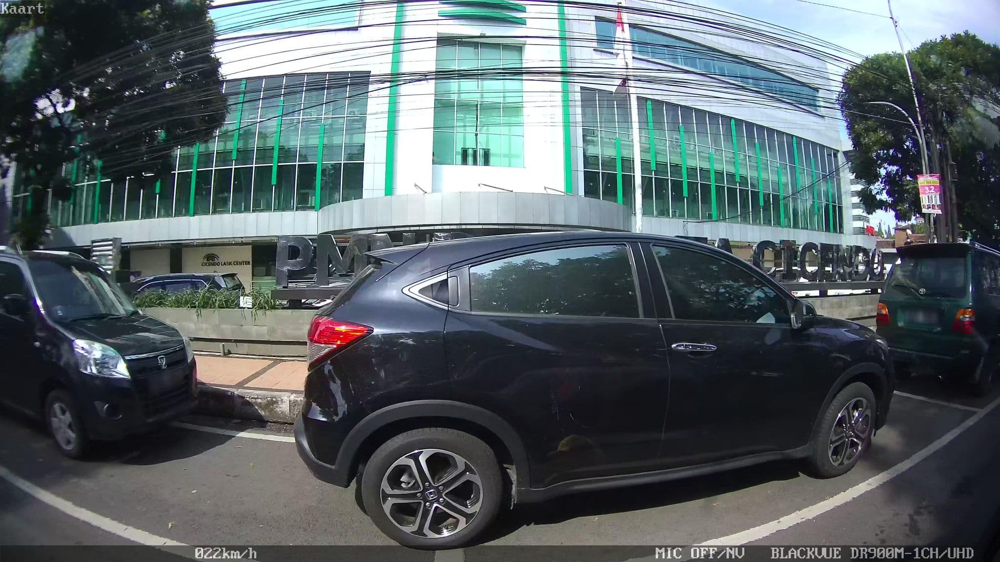 Street view near Padjajaran river cottage, Bandung — © kaart_2 (CC BY-SA · Mapillary)