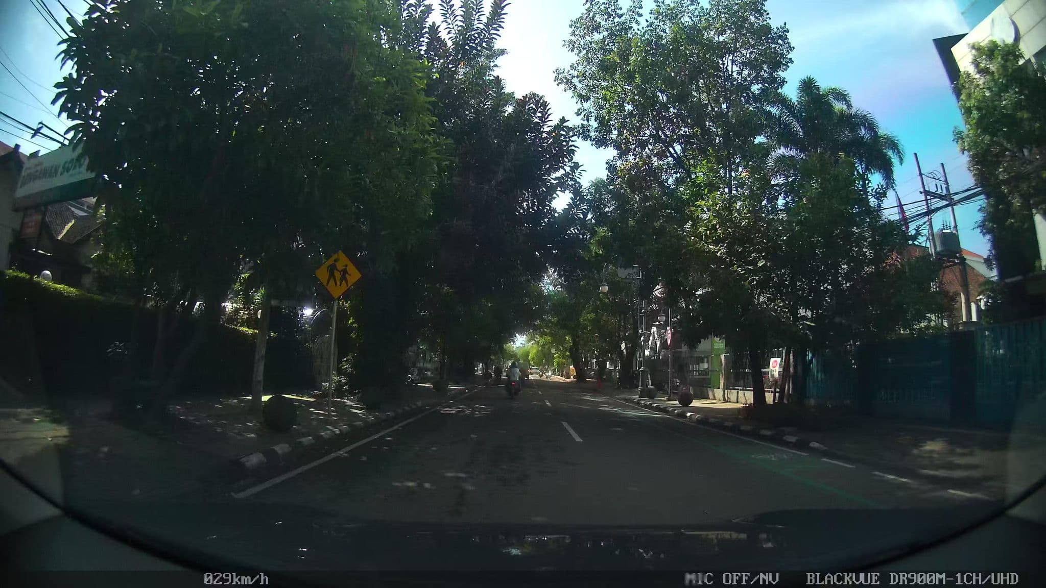 Street view near Lobby Hotel, Bandung — © kaart5 (CC BY-SA · Mapillary)