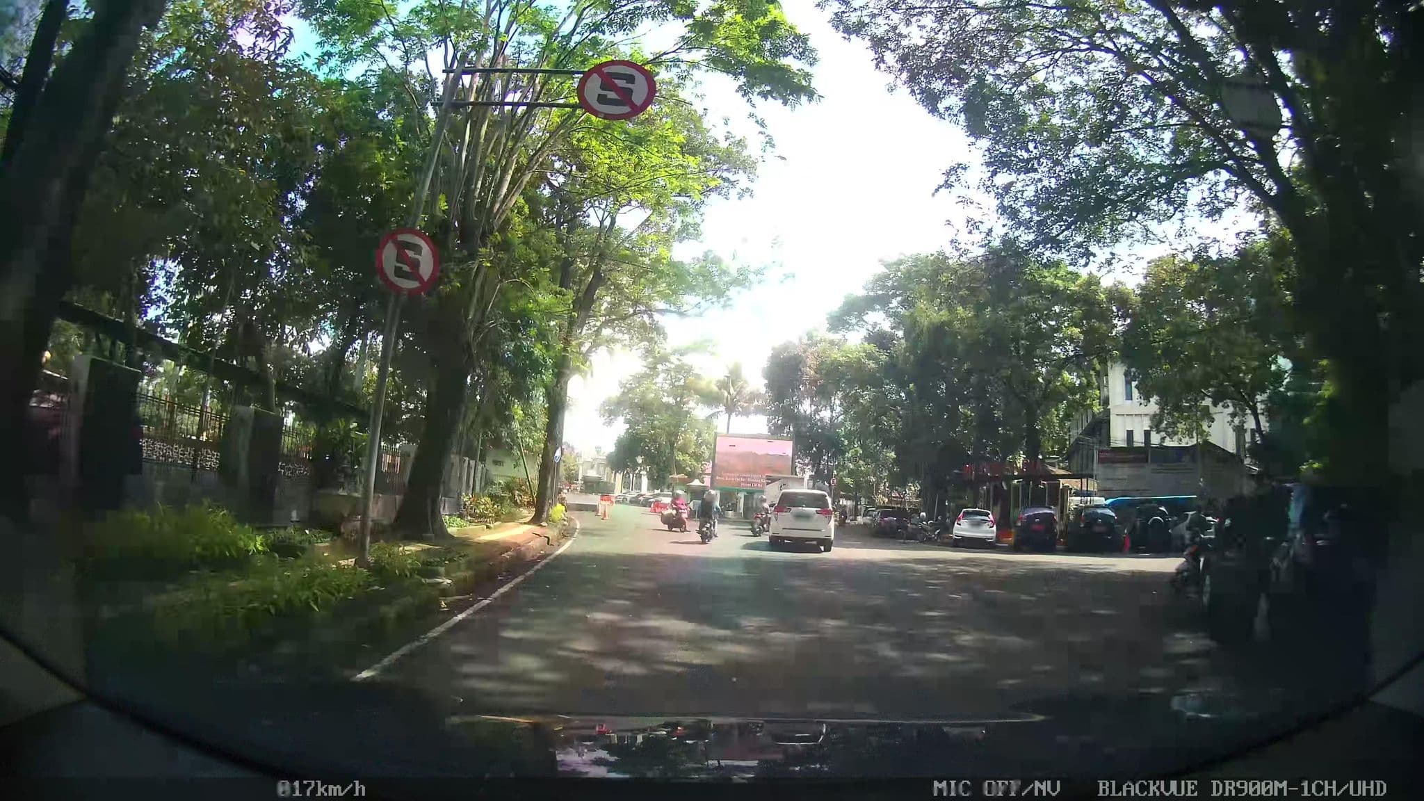 Street view near The Summit Siliwangi, Bandung — © kaart5 (CC BY-SA · Mapillary)