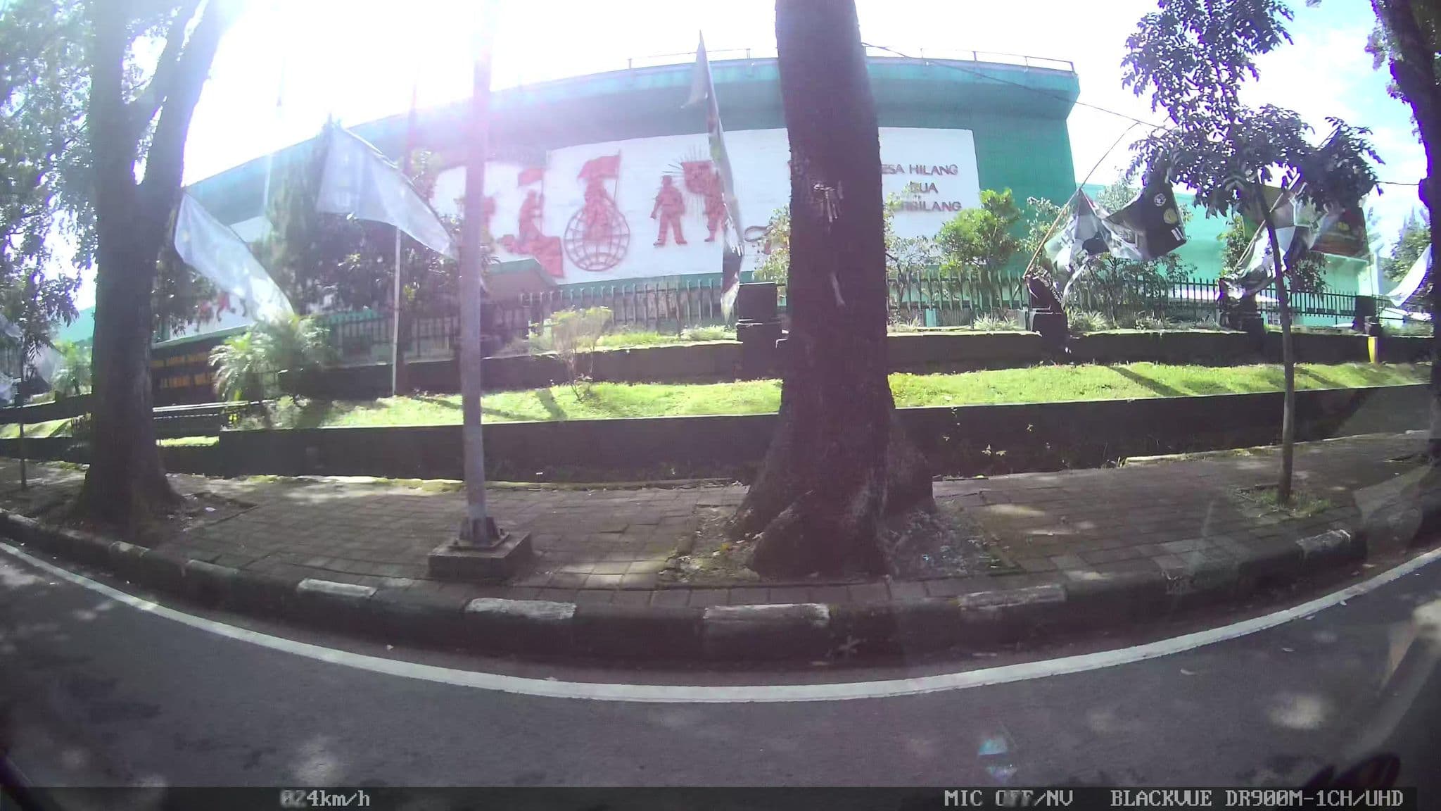 Street view near Fairmont Hotels & Resorts, Bandung — © kaart_2 (CC BY-SA · Mapillary)