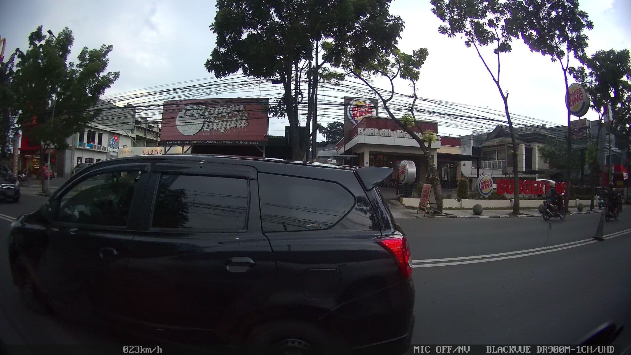 Street view near SPECIA Hotel & Restoran, Bandung — © kaart_2 (CC BY-SA · Mapillary)