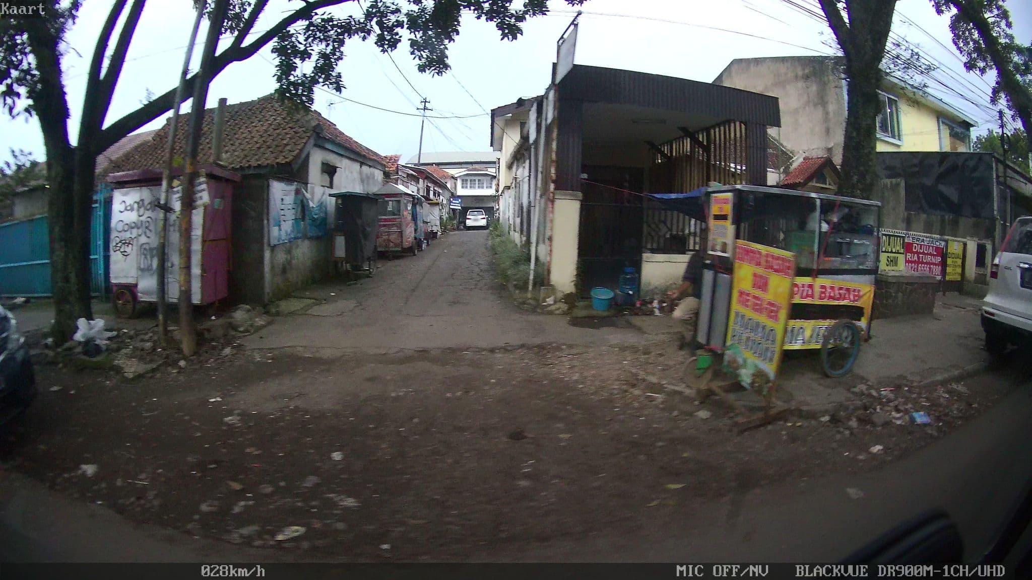 Street view near Aquarius boutique hotel, Bandung — © kaart_2 (CC BY-SA · Mapillary)