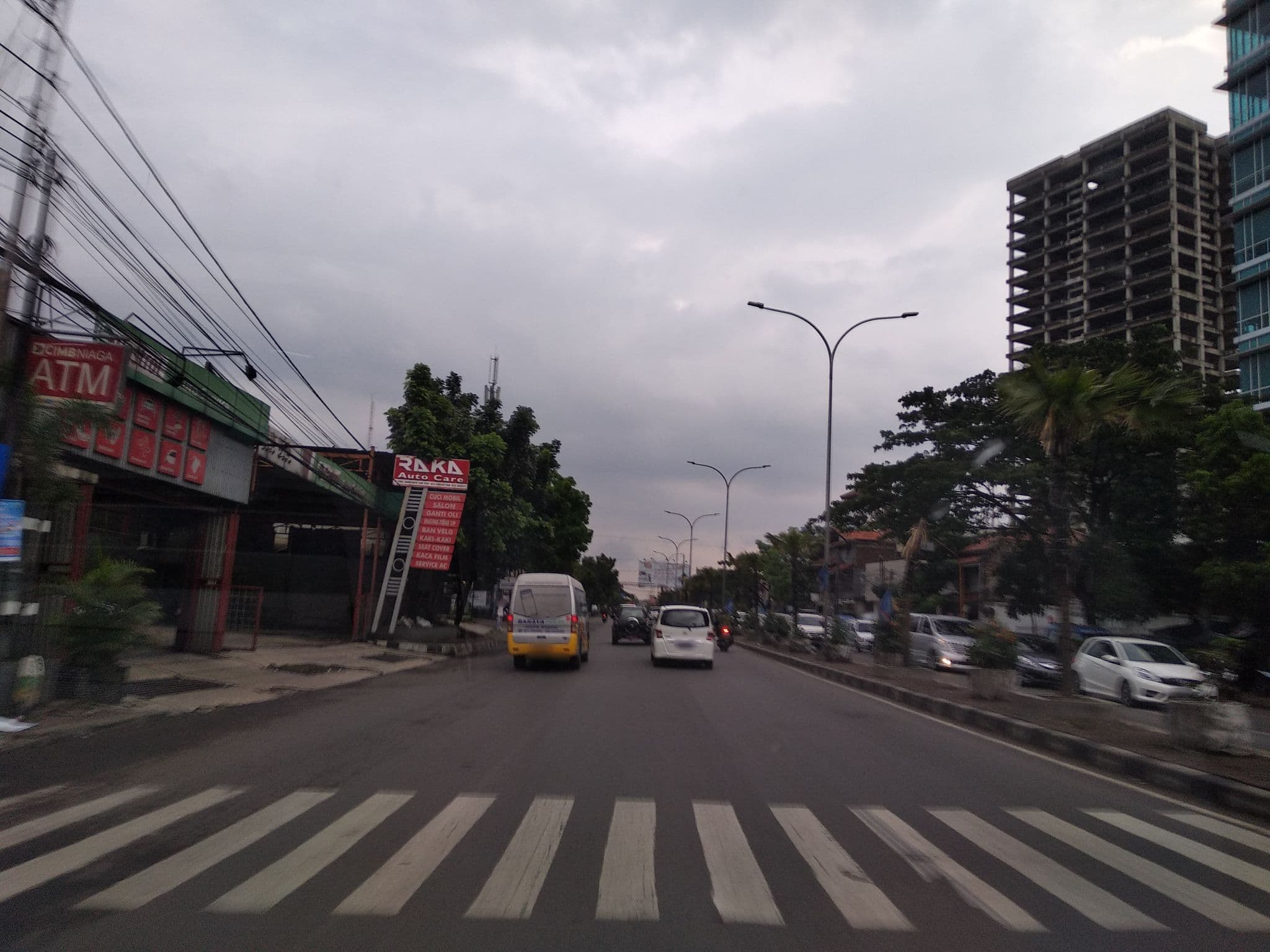 Street view near Amaris hotel senen jakarta, Bandung — © arubi (CC BY-SA · Mapillary)