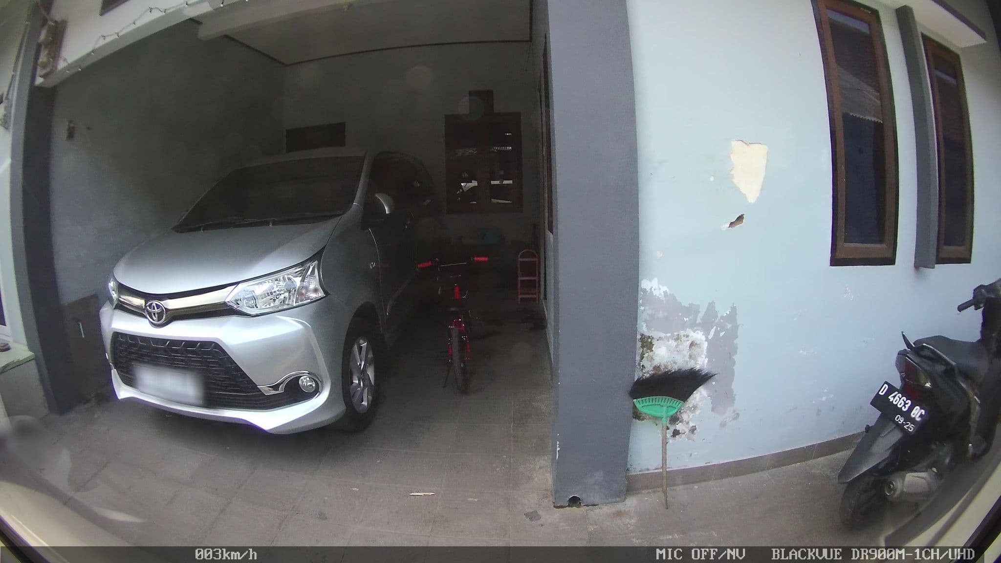 Street view near Eka's Dreamland, Bandung — © kaart_4 (CC BY-SA · Mapillary)