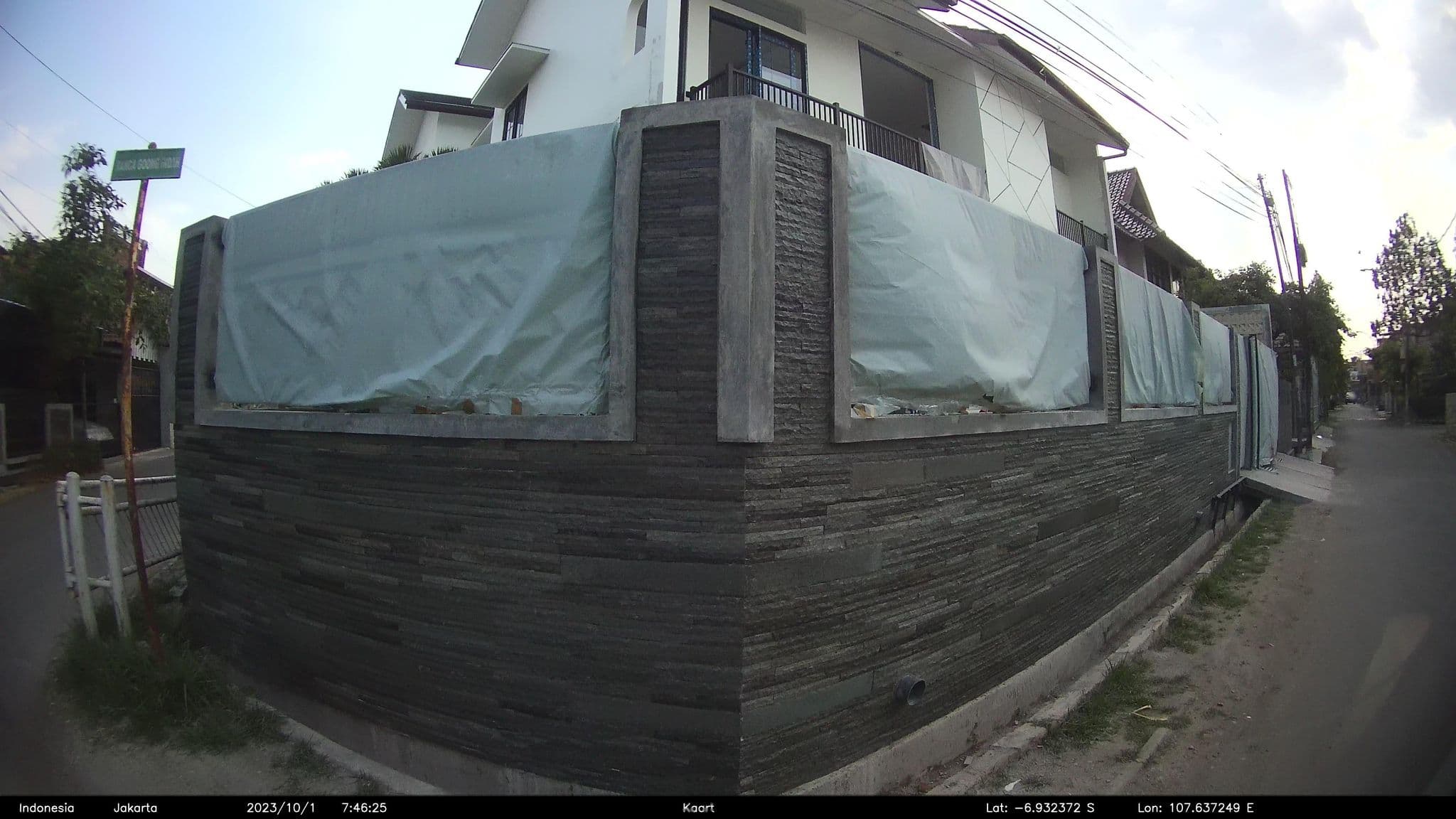 Street view near Asrama Akademi Perawat Aisyisyah, Bandung — © kaart5 (CC BY-SA · Mapillary)
