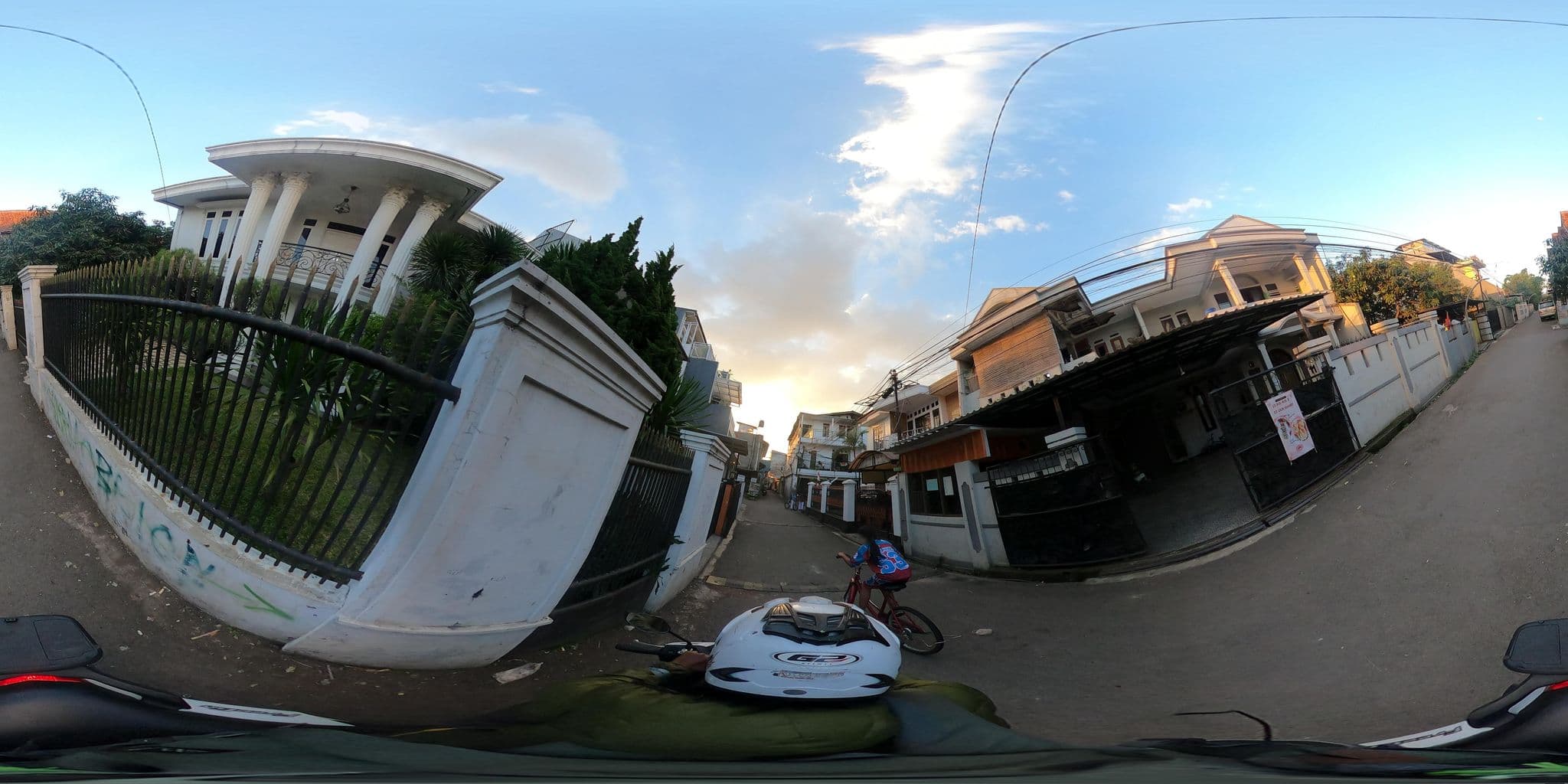 Street view near Paksoma Homestay, Bandung — © Kaart_Local (CC BY-SA · Mapillary)