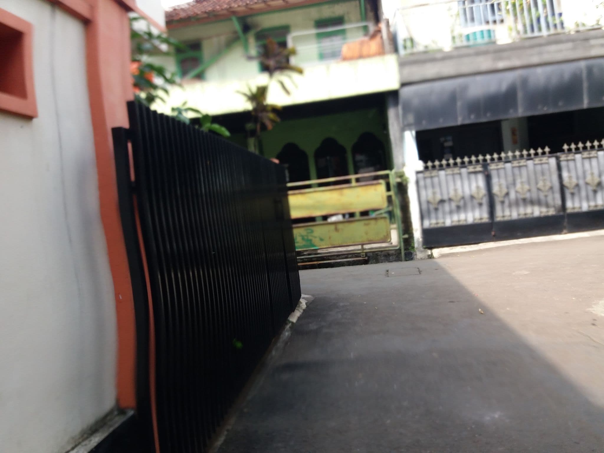 Street view near Hotel cirebon plaza, Bandung — © fedrian_syah (CC BY-SA · Mapillary)