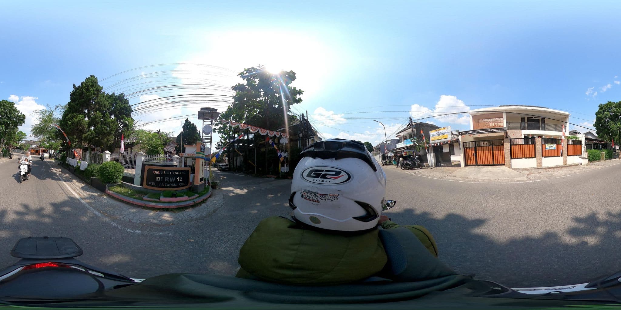 Street view near M One Hotel, Bandung — © Kaart_Local (CC BY-SA · Mapillary)