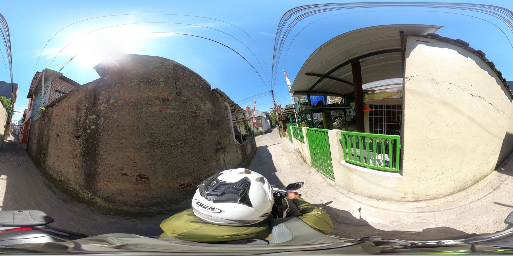 Street view near Red'Black Room, Bandung — © Kaart_Local (CC BY-SA · Mapillary)