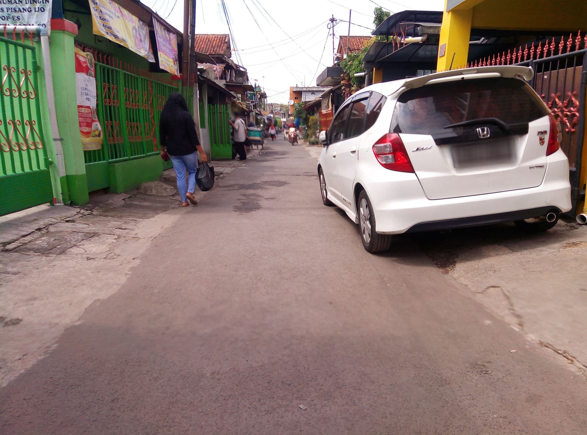 Street view near Bonti - Gg. Amil, Bandung — © fedrian_syah (CC BY-SA · Mapillary)