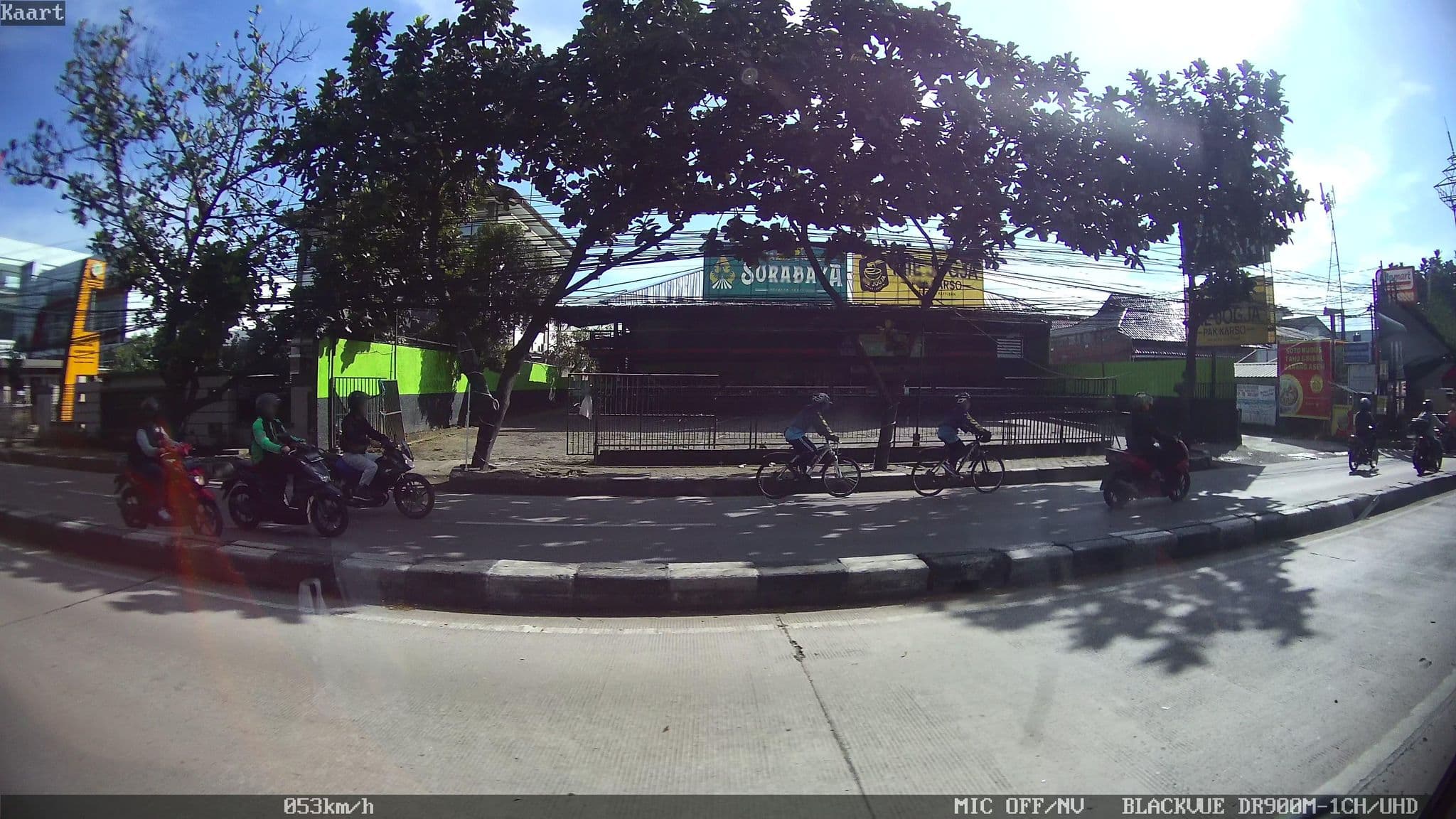 Street view near Grand Serela Hotel, Bandung — © kaart_2 (CC BY-SA · Mapillary)