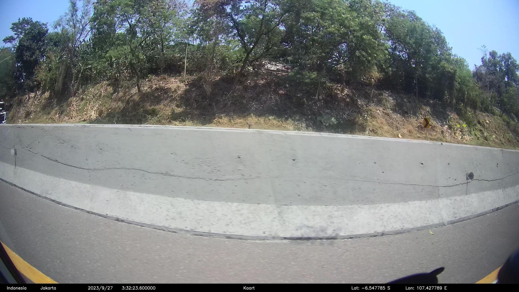 Street view near Panghegar Hotel, Purwakarta — © kaart_2 (CC BY-SA · Mapillary)