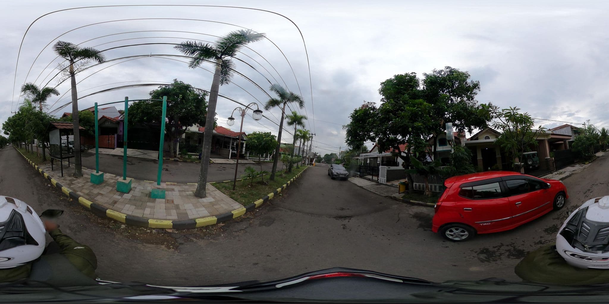 Street view near Hotel Mutiara, Cimahi — © Kaart_Local (CC BY-SA · Mapillary)