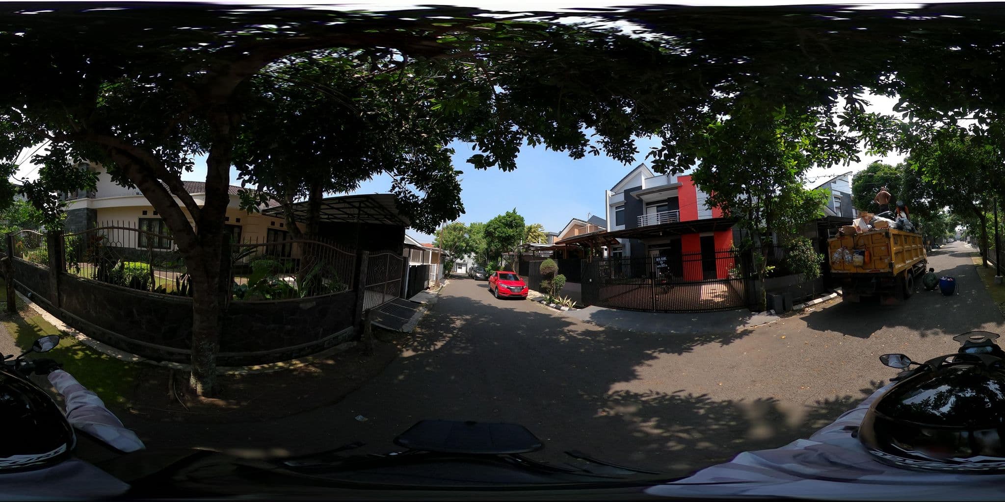 Street view near Novus Hotel Puncak, Cimahi — © Kaart_Local (CC BY-SA · Mapillary)