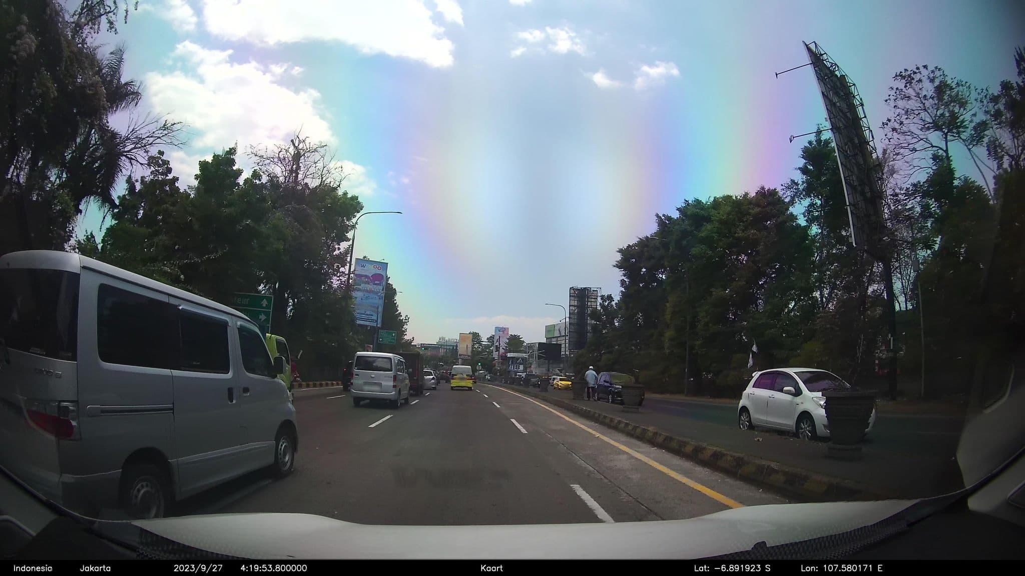 Street view near Anang & Ashanty's wedding party, Bandung — © kaart_2 (CC BY-SA · Mapillary)