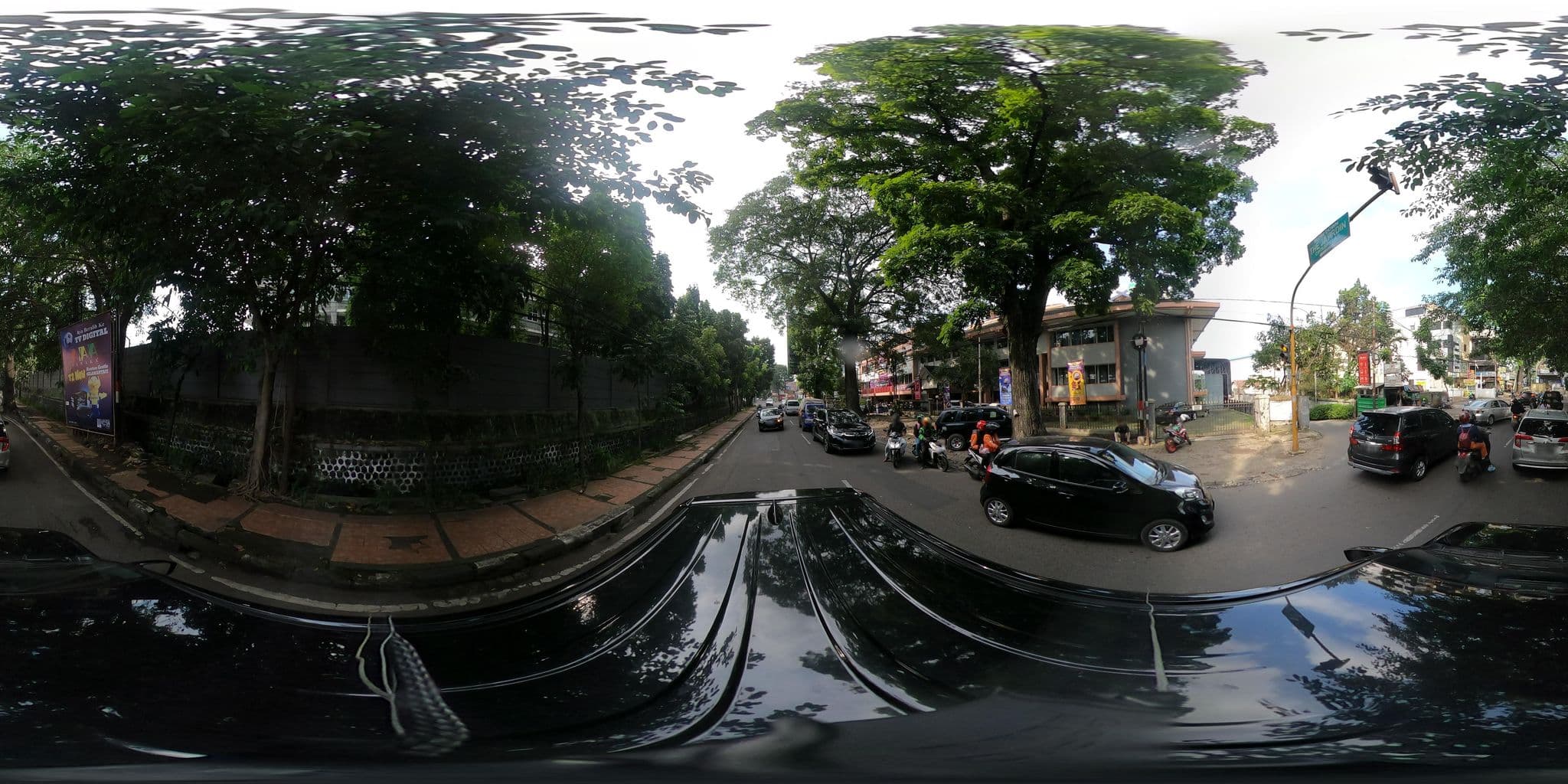 Street view near Puspa Sari, Bandung — © kaart_360 (CC BY-SA · Mapillary)