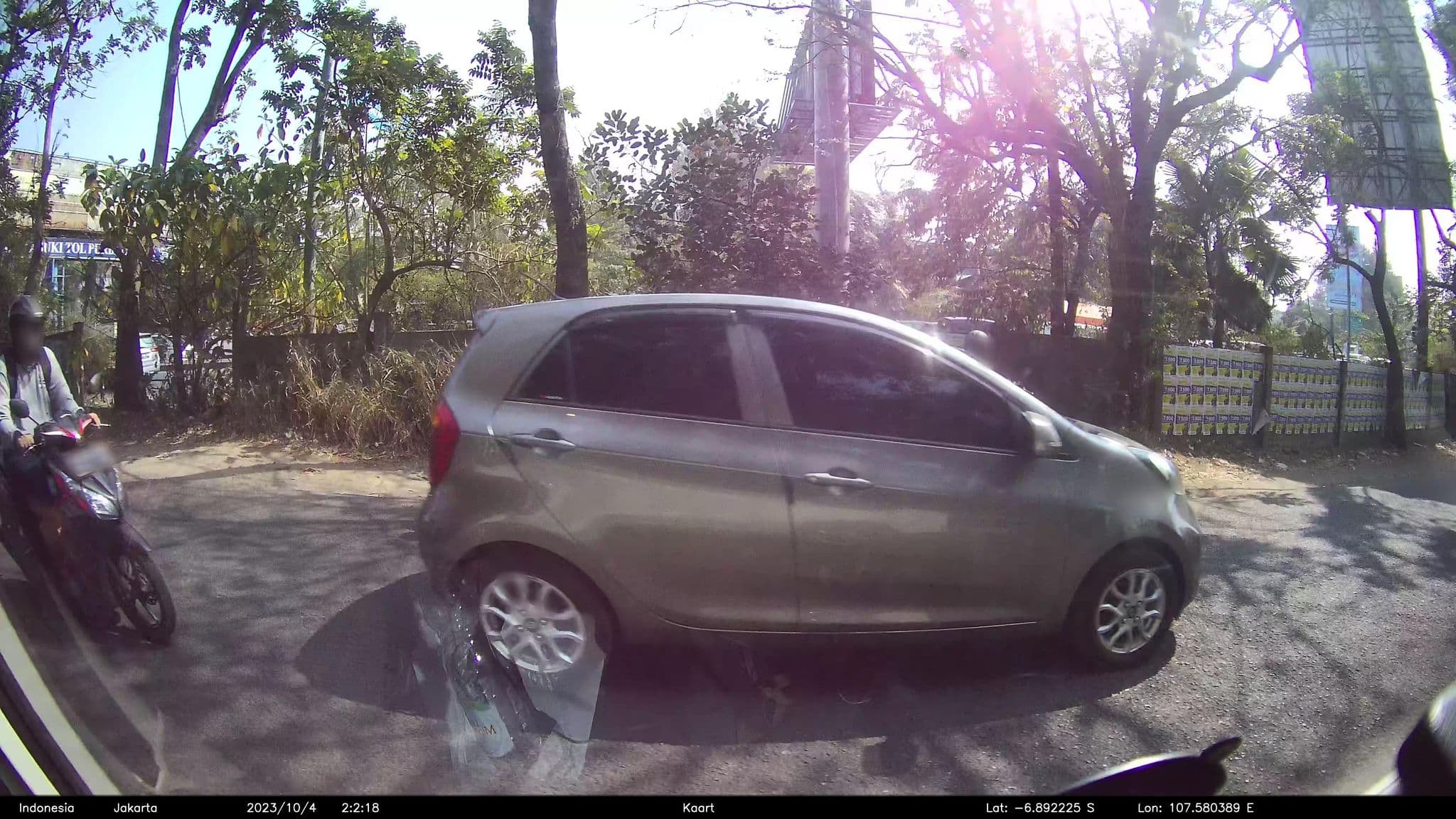 Street view near HOTEL GARDEN PERMATA, Bandung — © kaart_2 (CC BY-SA · Mapillary)