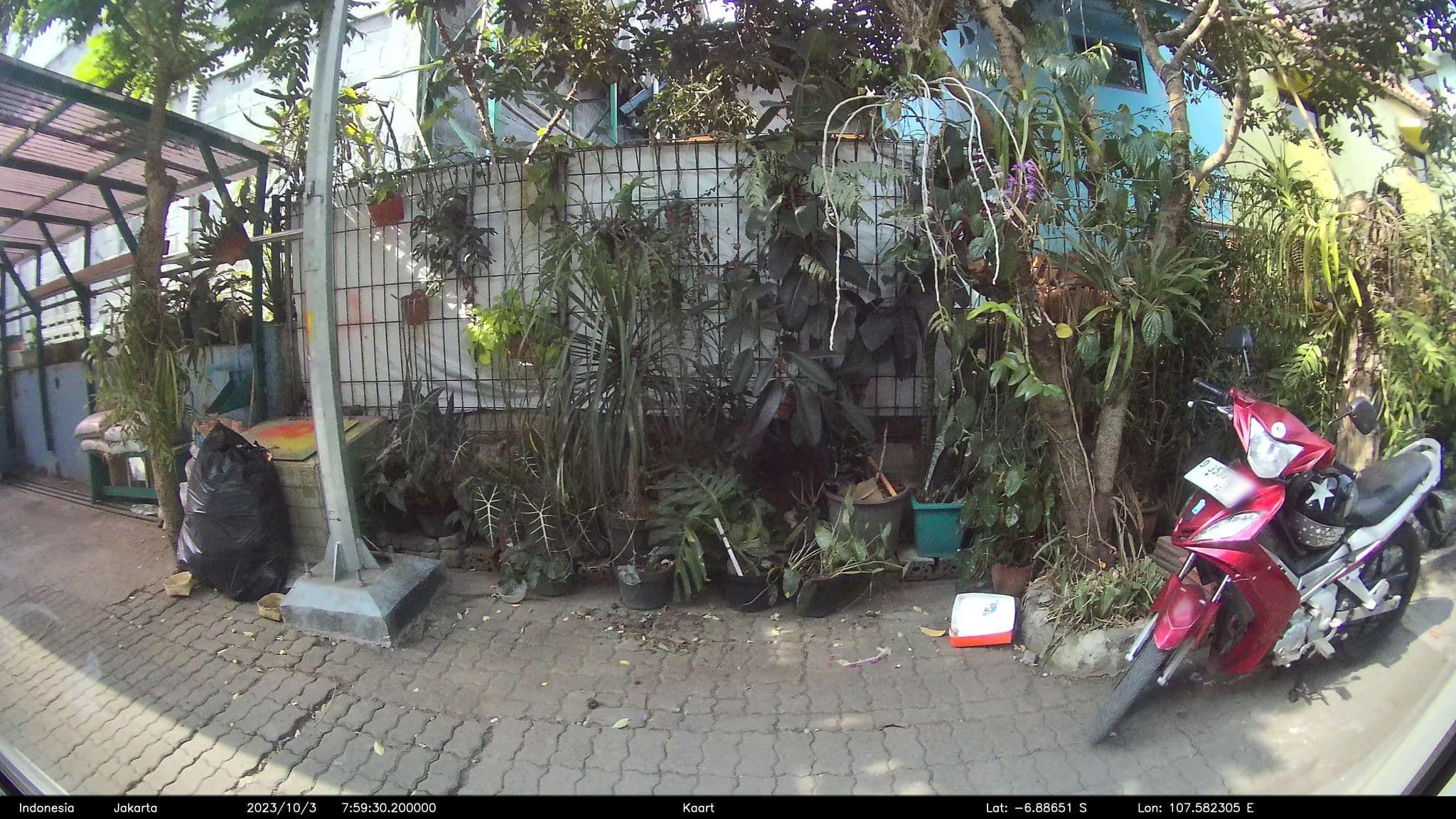 Street view near hotel cherry homes Express, Cimahi — © kaart_1 (CC BY-SA · Mapillary)
