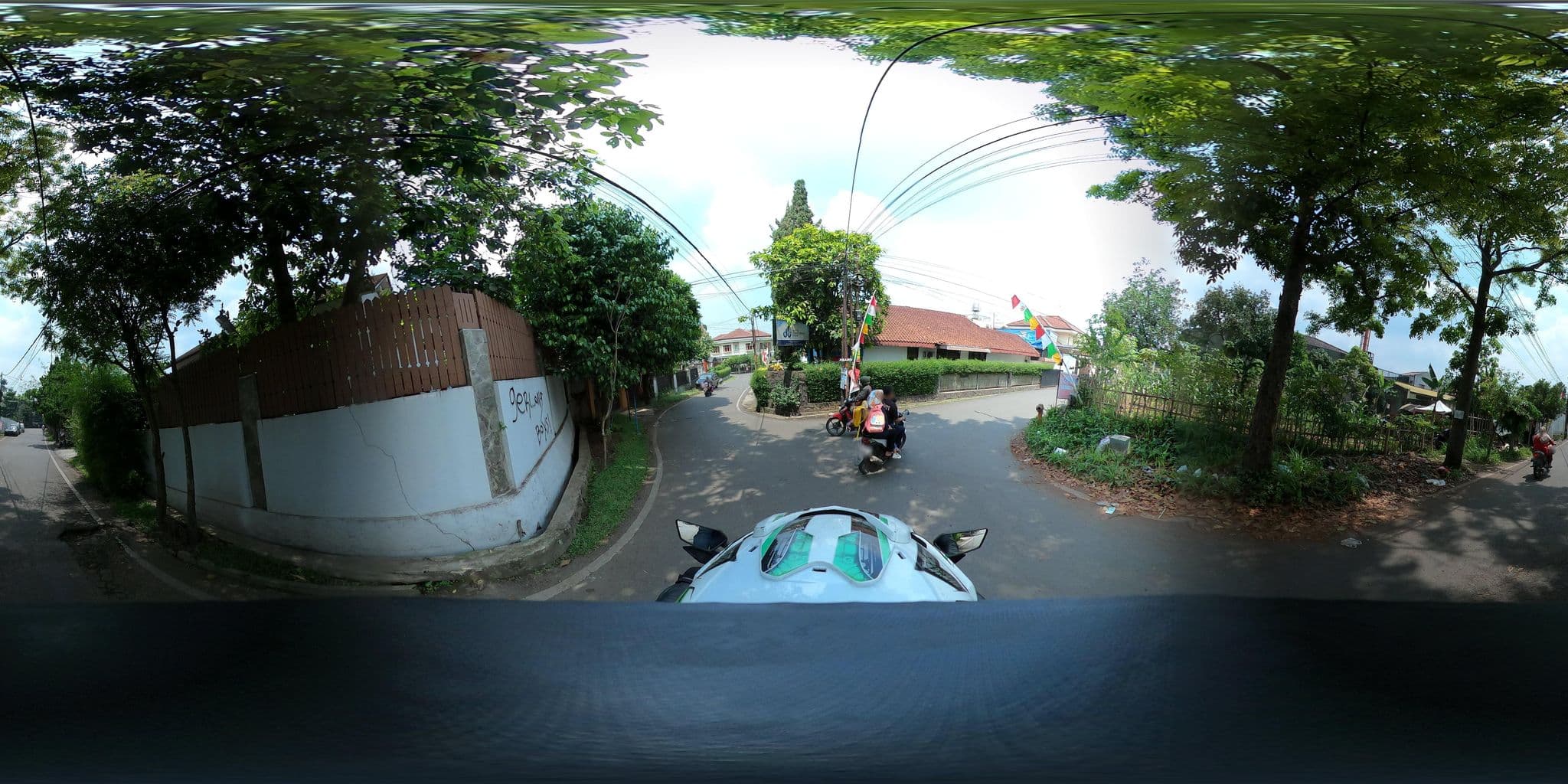 Street view near Pondok Ambu Guest House II, Cimahi — © Kaart_Local (CC BY-SA · Mapillary)