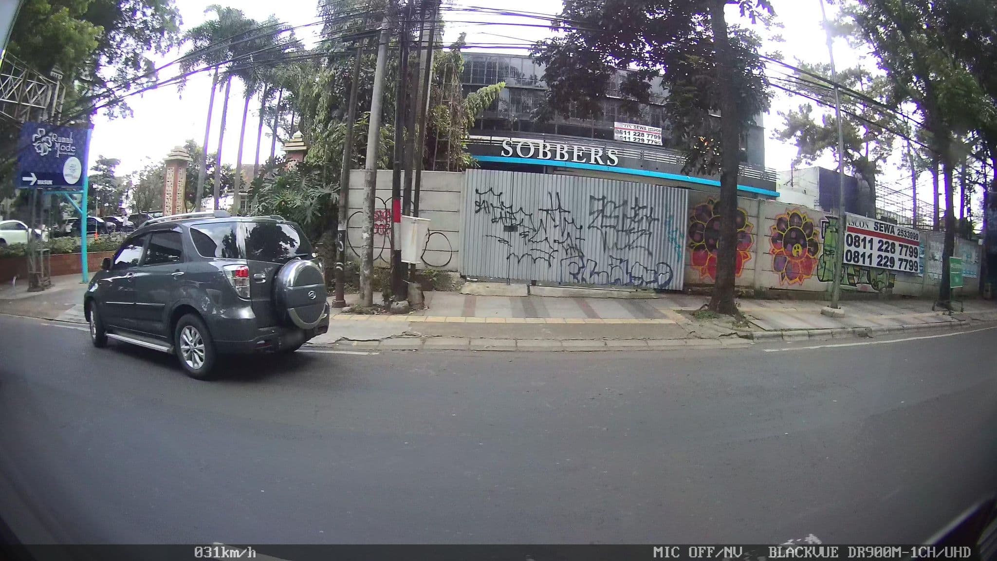 Street view near trans corps hotel-bandung, Bandung — © kaart_2 (CC BY-SA · Mapillary)