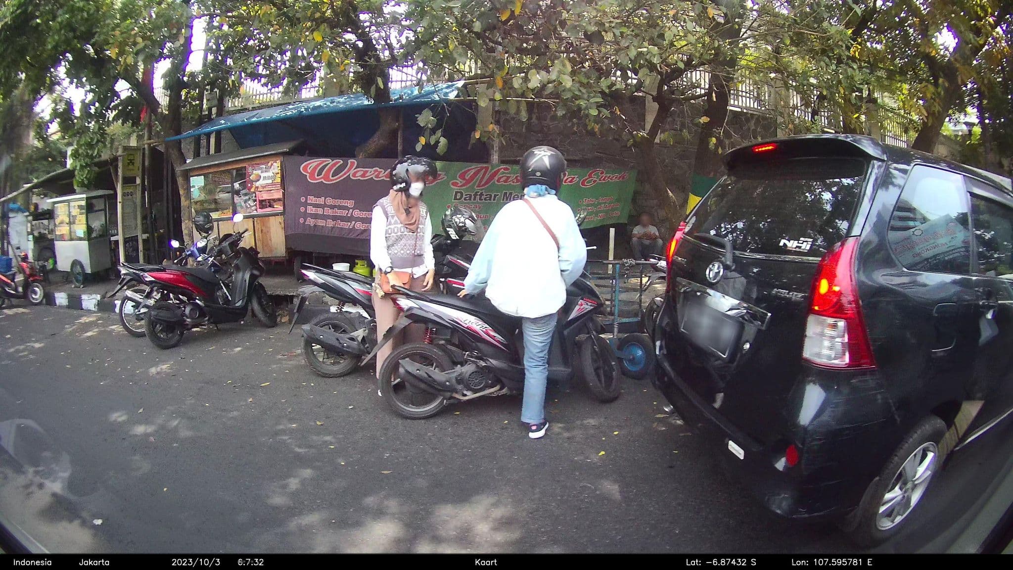 Street view near Rumah Peristirahatan Bank Indonesia, Bandung — © kaart_1 (CC BY-SA · Mapillary)