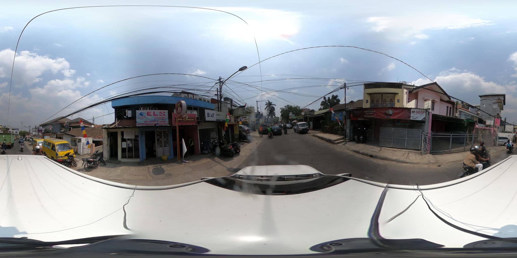 Street view near Guest House Salon & Spa Fora, Cimahi — © kaart5 (CC BY-SA · Mapillary)