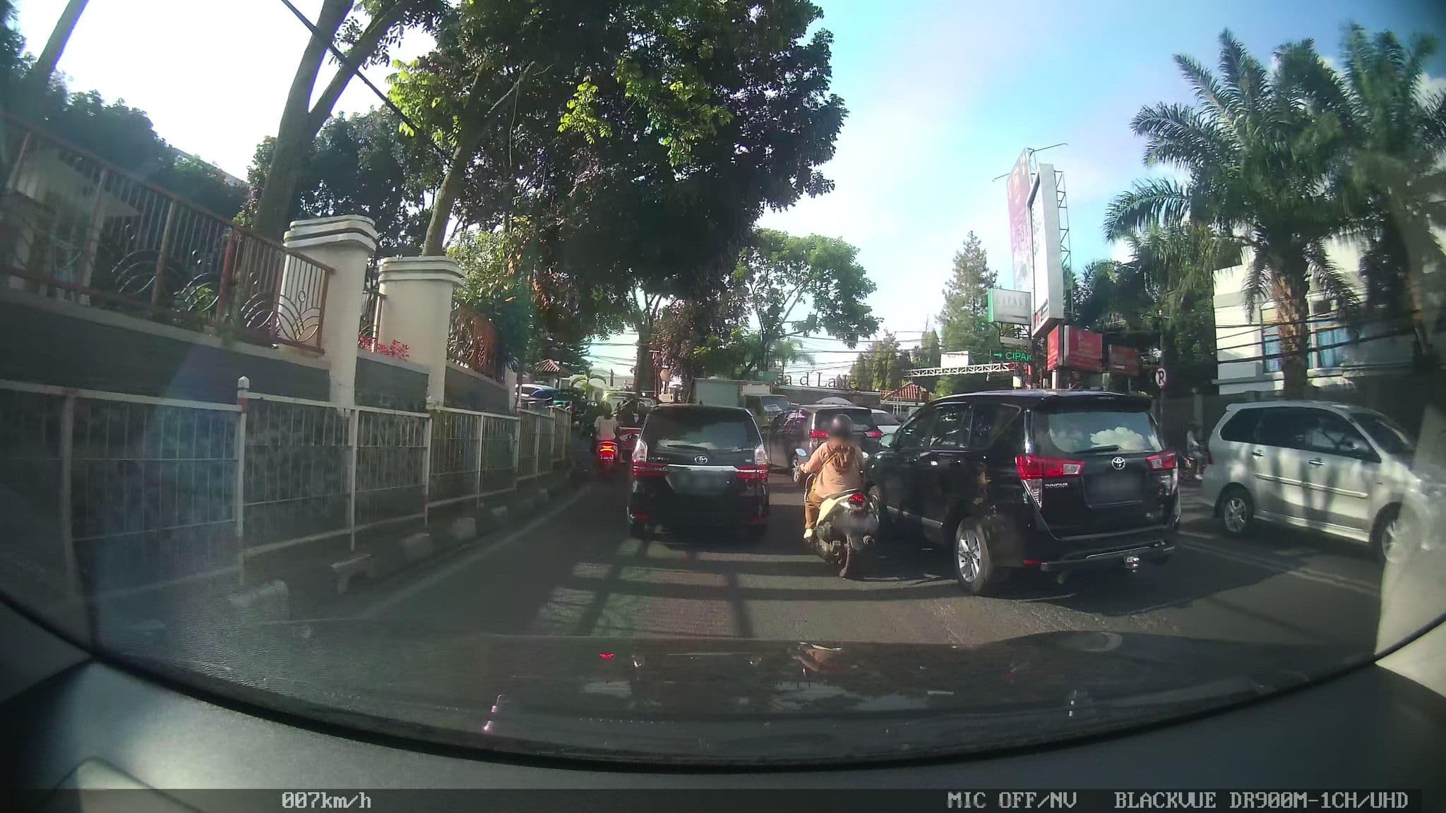 Street view near Cataleya Hotel, Cimahi — © kaart_2 (CC BY-SA · Mapillary)