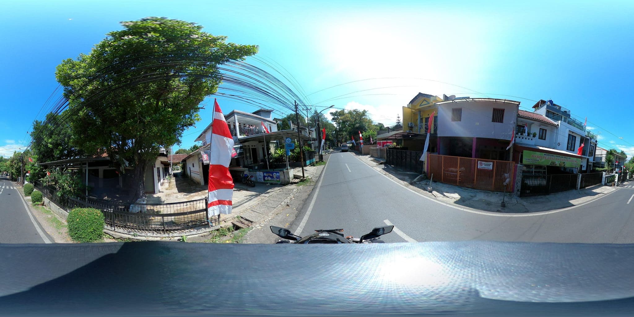Street view near Dago Guest House - Dago Golf, Bandung — © Kaart_Local (CC BY-SA · Mapillary)
