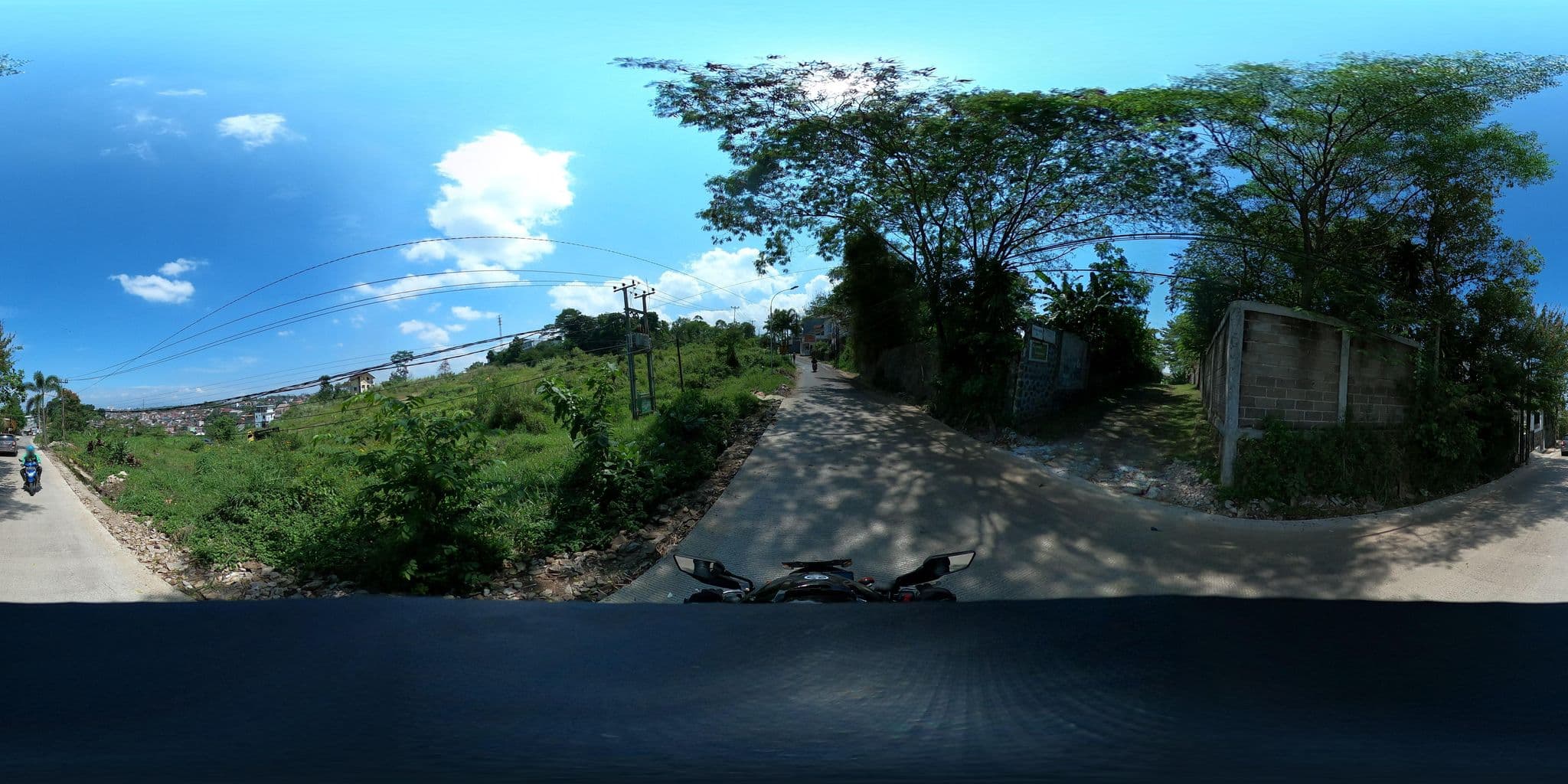 Street view near roemah kawoeng, Bandung — © Kaart_Local (CC BY-SA · Mapillary)