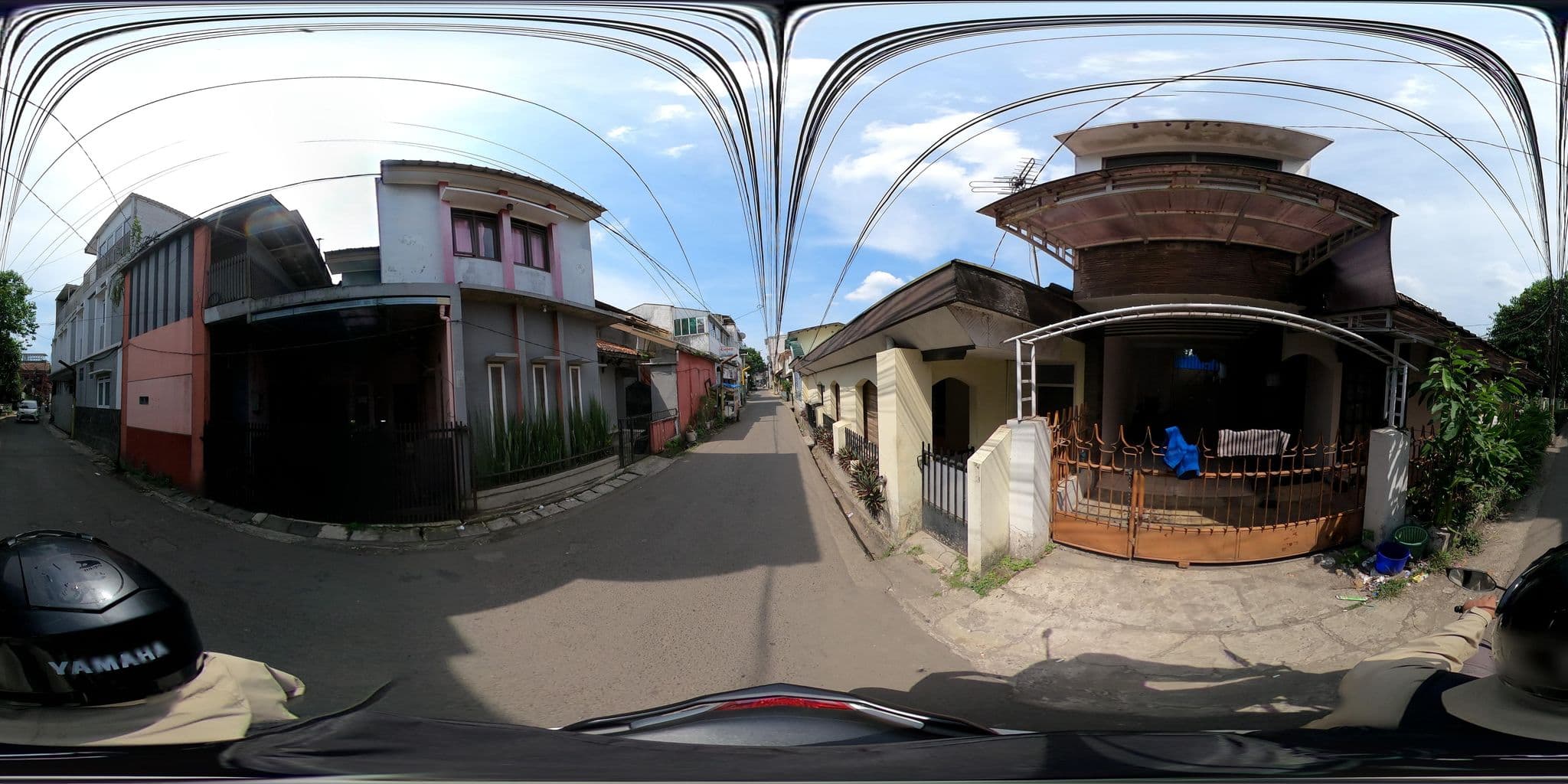 Street view near Werewolf Den, Bandung — © Kaart_Local (CC BY-SA · Mapillary)