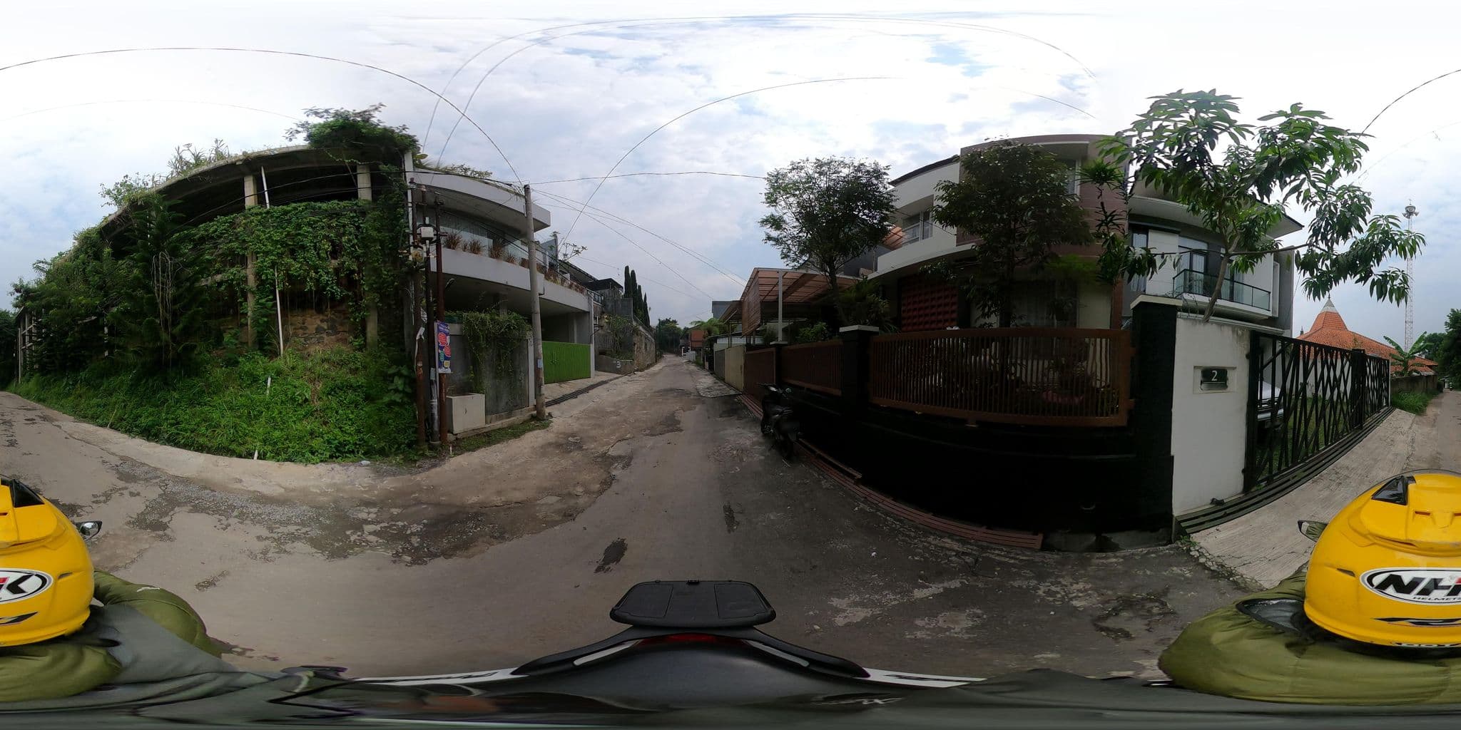 Street view near The Twig, Bandung — © Kaart_Local (CC BY-SA · Mapillary)