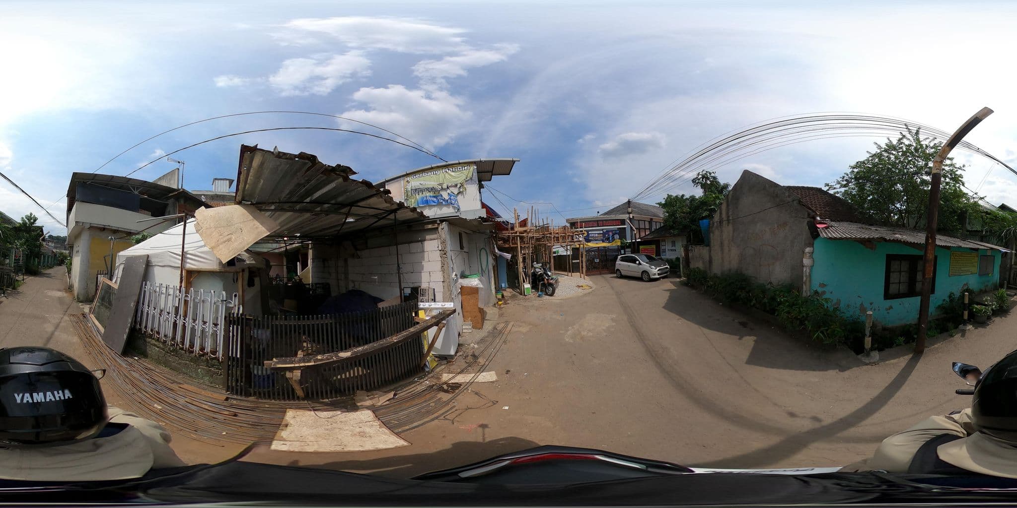 Street view near Ball Room Jayakarta Suites Hotel, Bandung — © Kaart_Local (CC BY-SA · Mapillary)