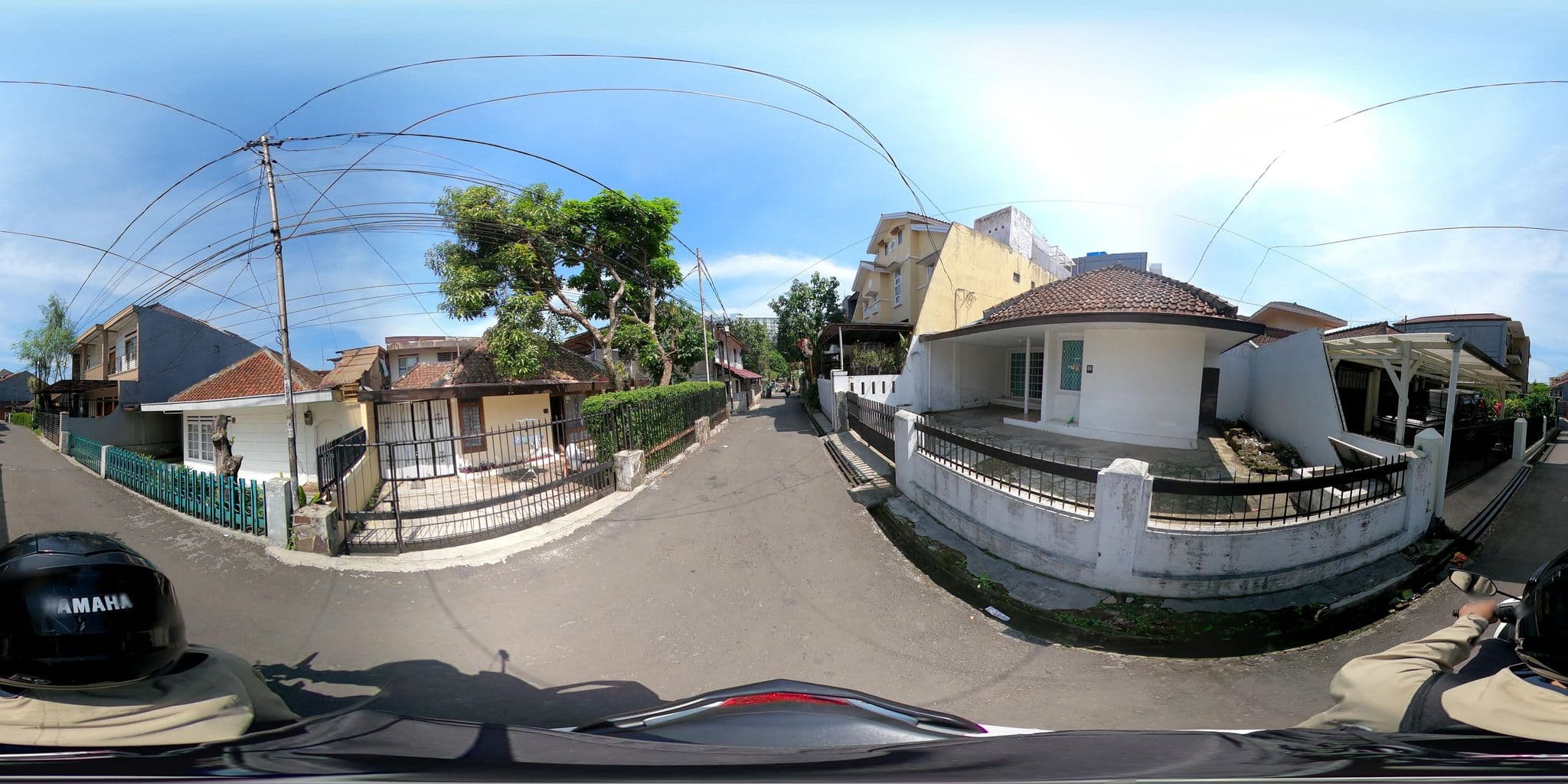 Street view near Kosanku, Bandung — © Kaart_Local (CC BY-SA · Mapillary)