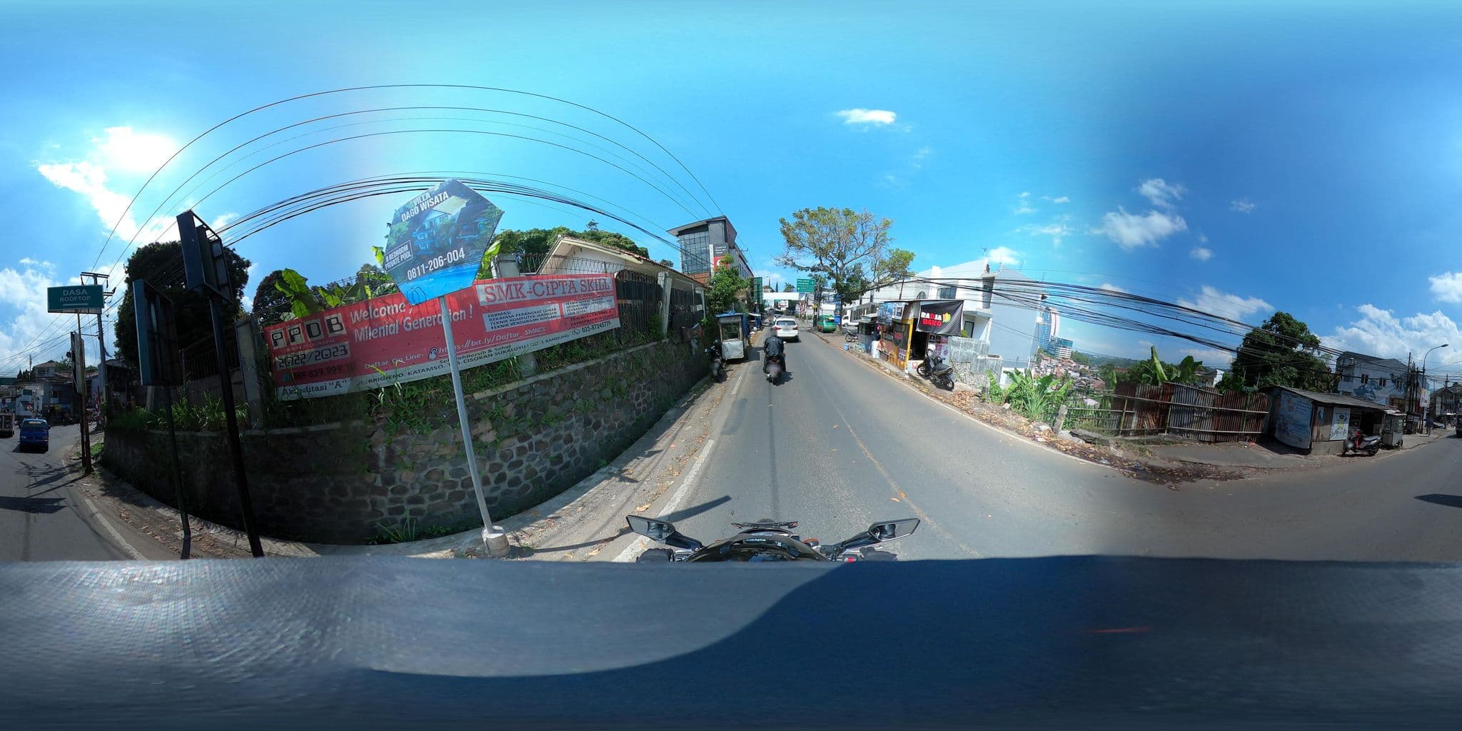 Street view near Creative Rest(Art) Hotel, Lembang — © Kaart_Local (CC BY-SA · Mapillary)