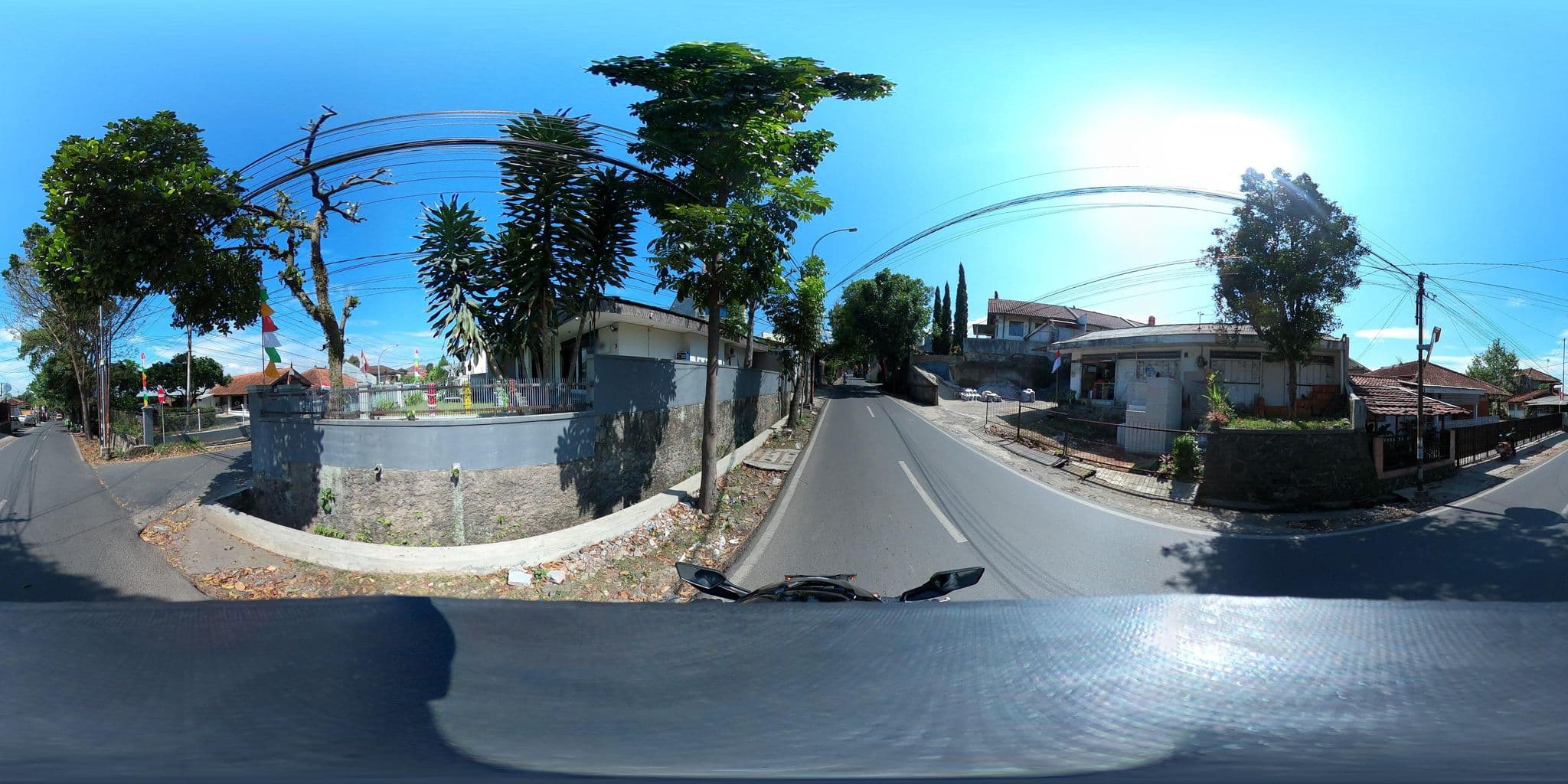 Street view near Kaisar room, Bandung — © Kaart_Local (CC BY-SA · Mapillary)