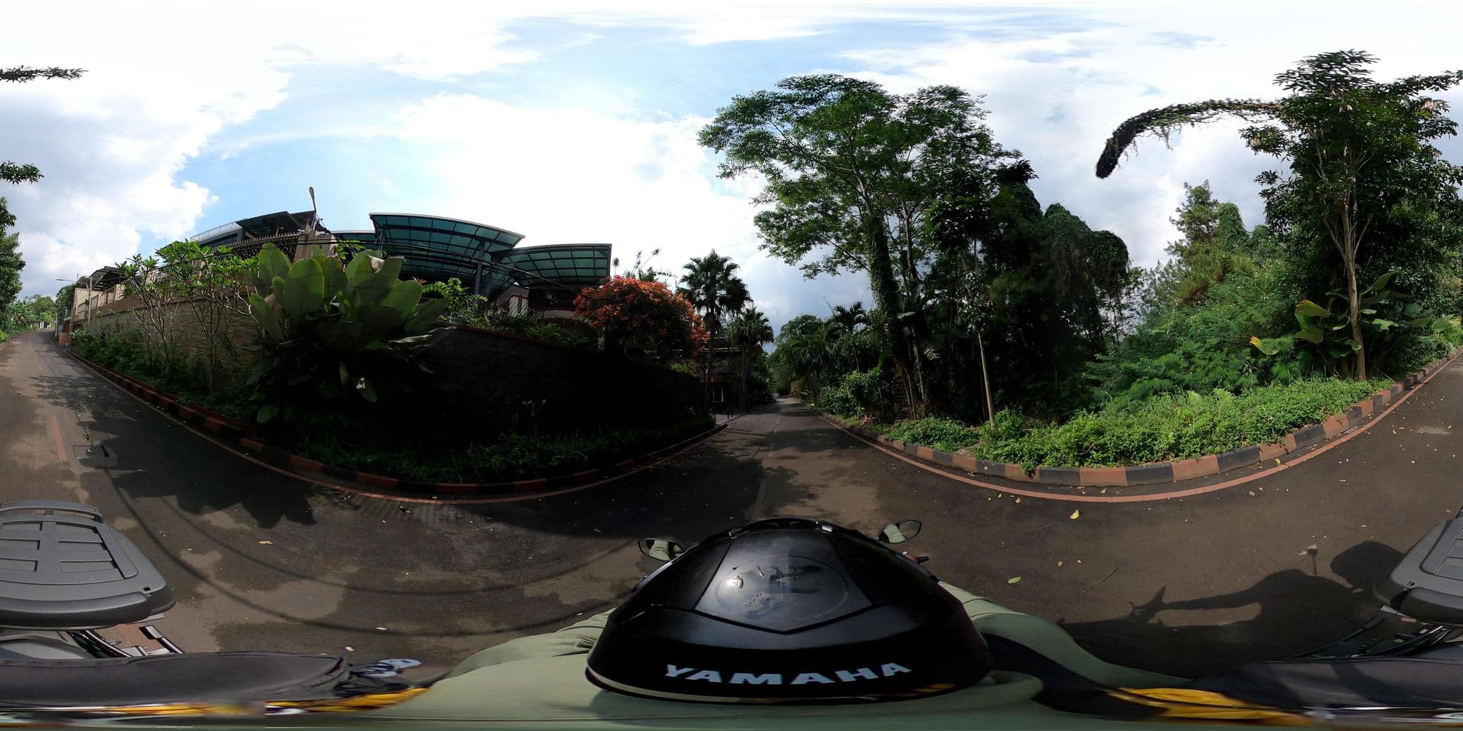 Street view near villa dreamhills, Lembang — © Kaart_Local (CC BY-SA · Mapillary)